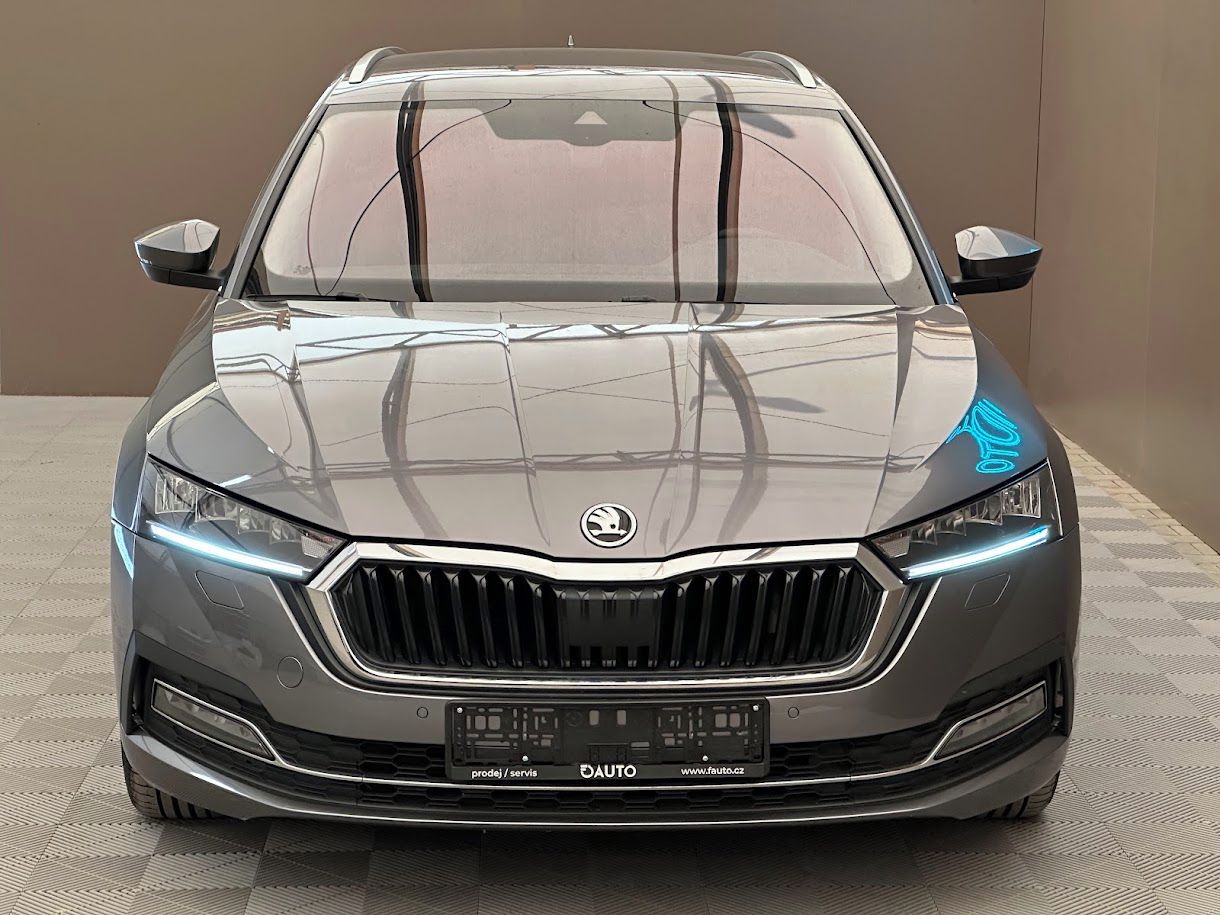 Škoda Octavia, SW 2.0 TDi Ambition DSG 85 kW - fotka 3