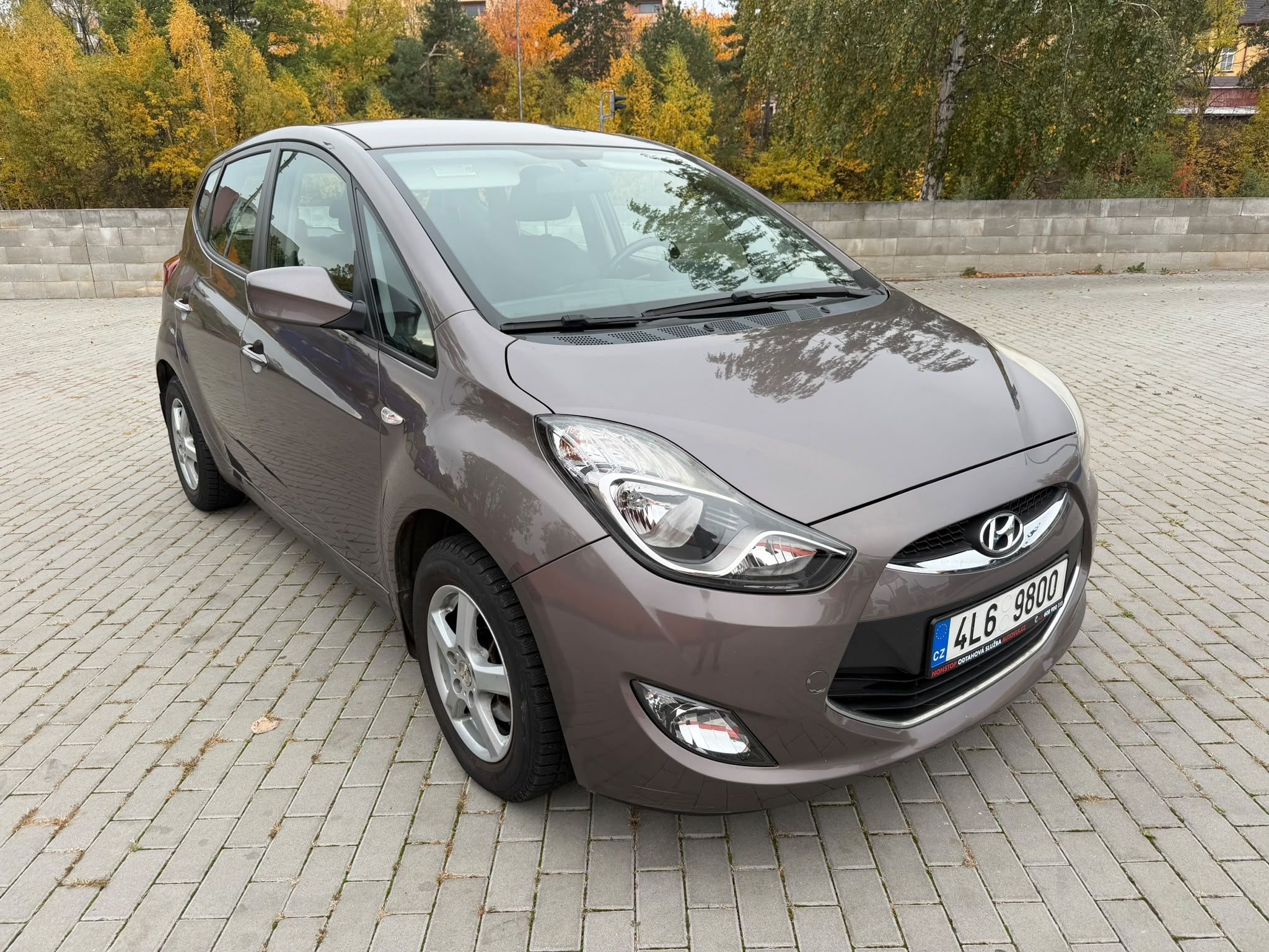 Hyundai ix20, 1.6 GDi Automat ČR 1 majitel - fotka 3