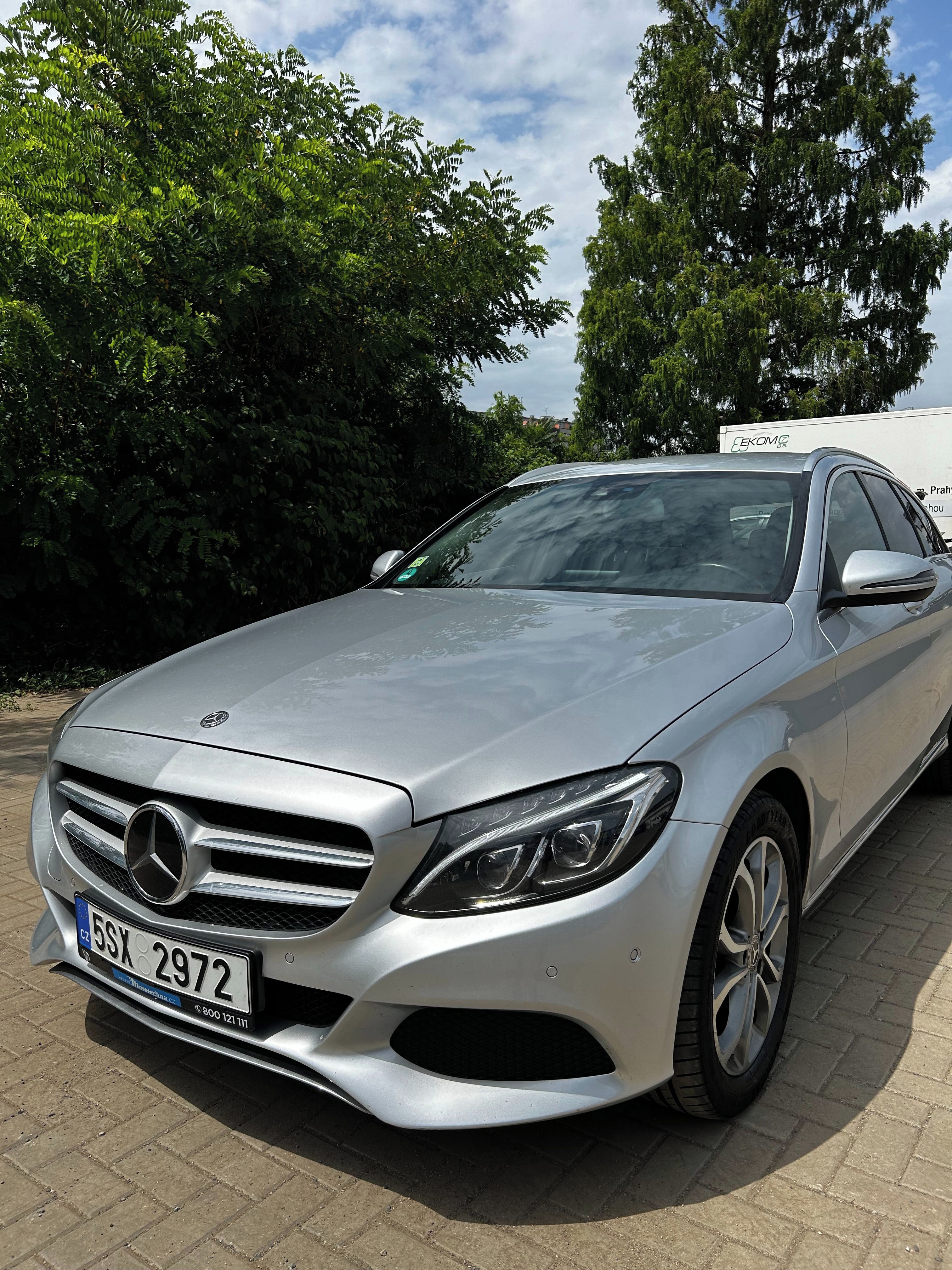 Mercedes-Benz Třídy C, D 4MATIC - fotka 3