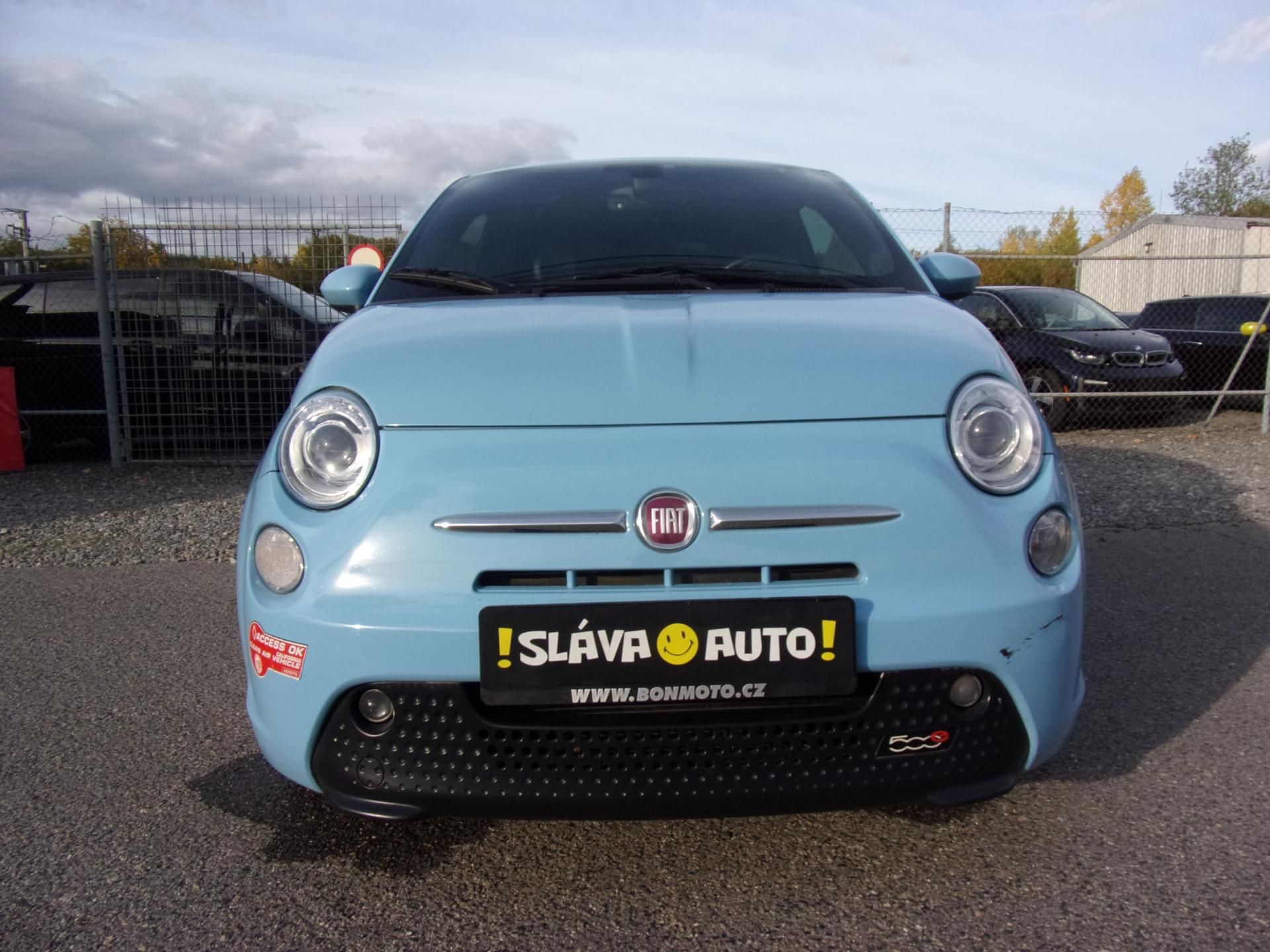 Fiat 500E, 24kWh ATRAKTIVNÍ BARVA+VÝBAVA - fotka 2