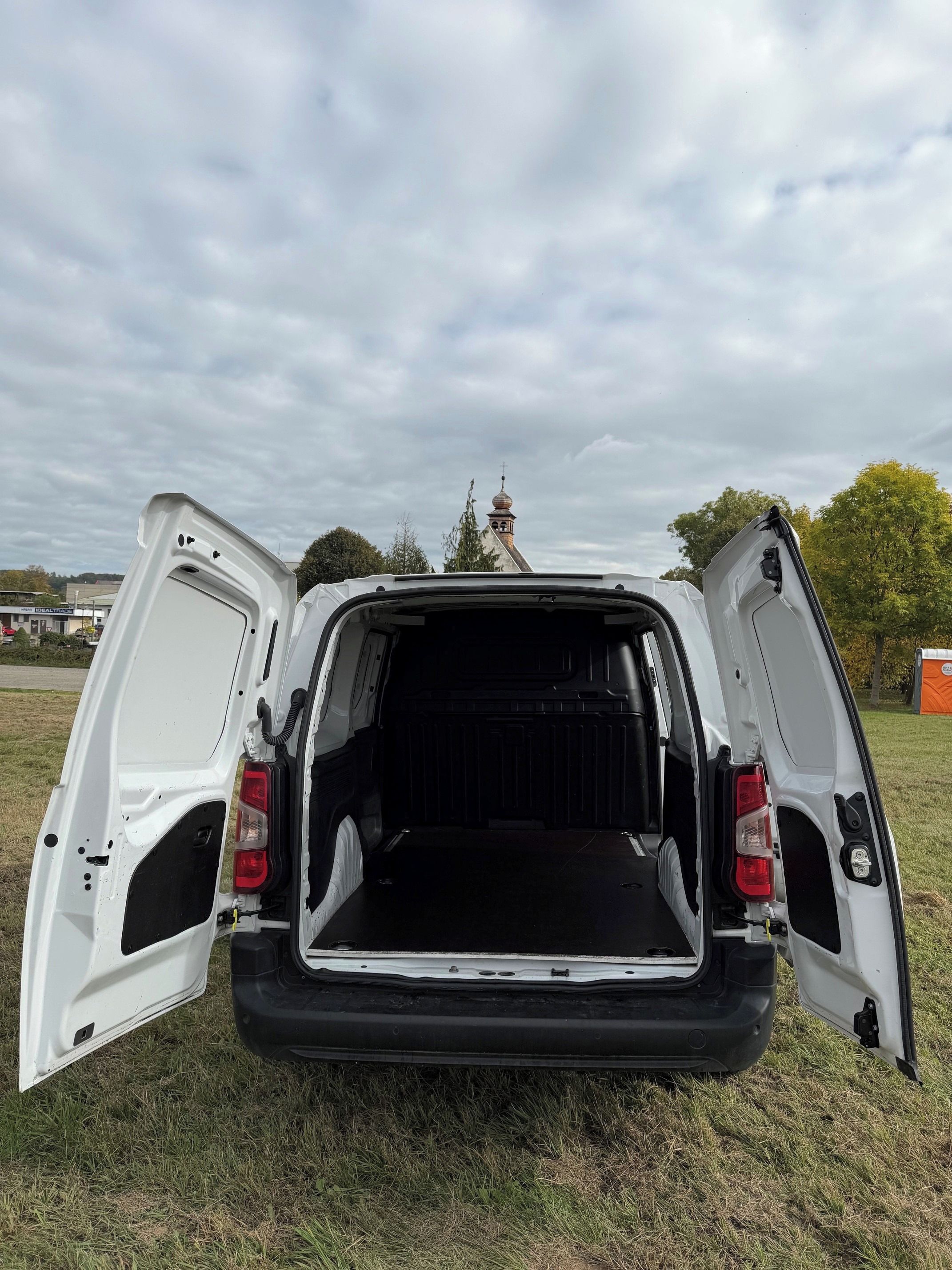 Toyota Proace City, 1.5D 100PS Active Multimedia - fotka 3