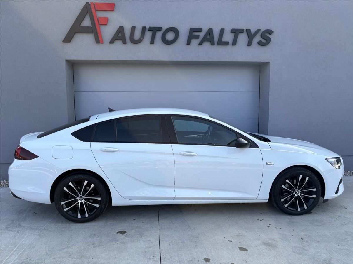 Opel Insignia, 2,0 CDTi AWD AT8 Ultimate GS - fotka 2