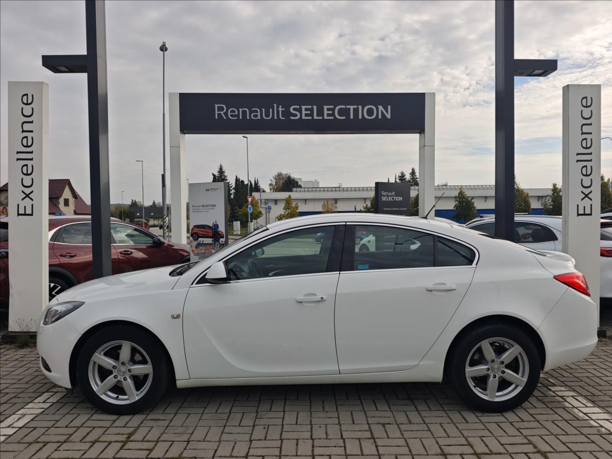 Opel Insignia, 2,0 CDTi automat  Edition - fotka 3