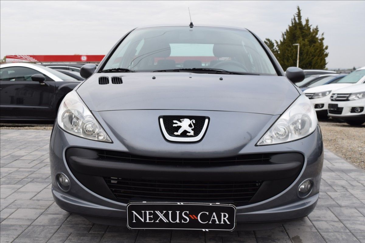 Peugeot 206, 1,4 i (TU3) 54KW SERVISKA ALU - fotka 2