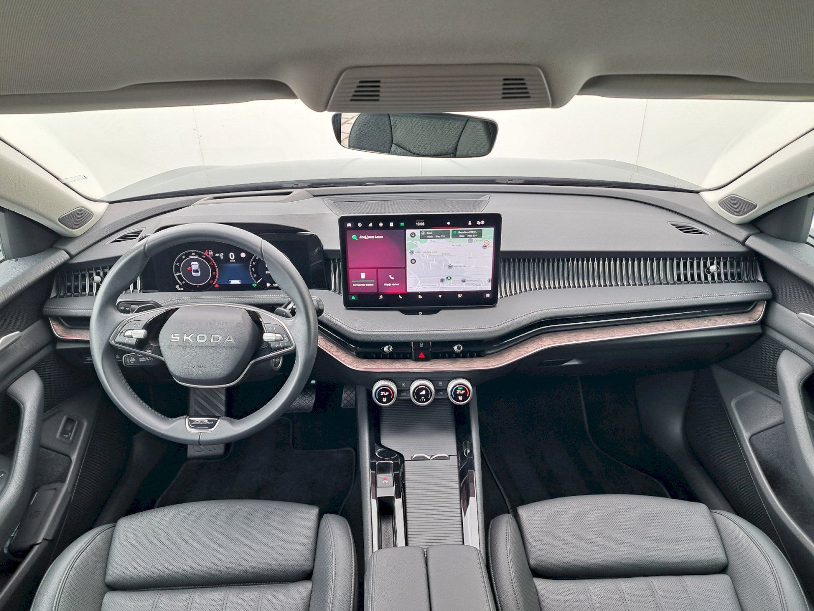 Škoda Superb, 2,0TDI 110kW DSG Laurin & Klem - fotka 5