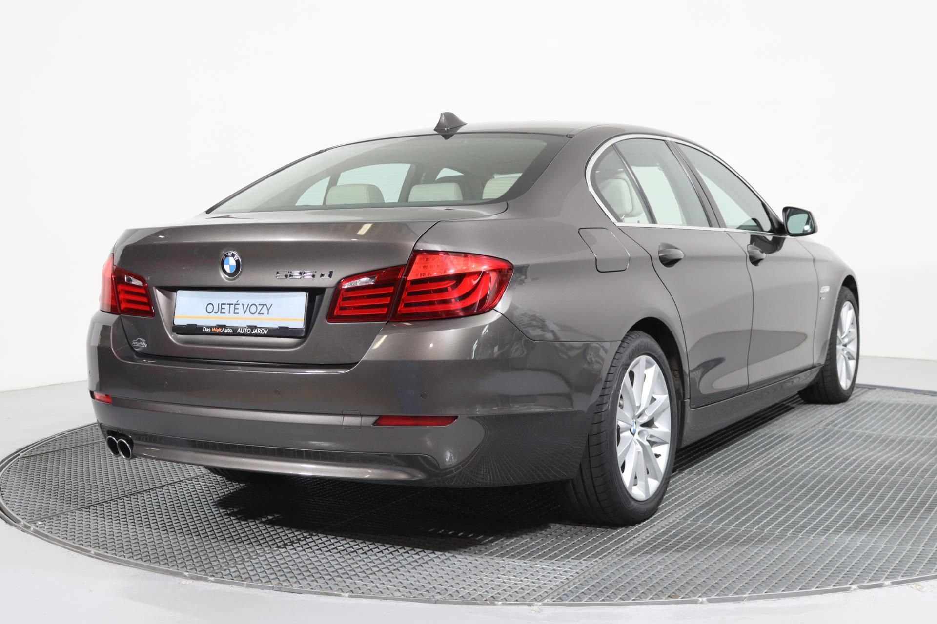 BMW Řada 5, 2,0 D XDRIVE 160kW - fotka 2