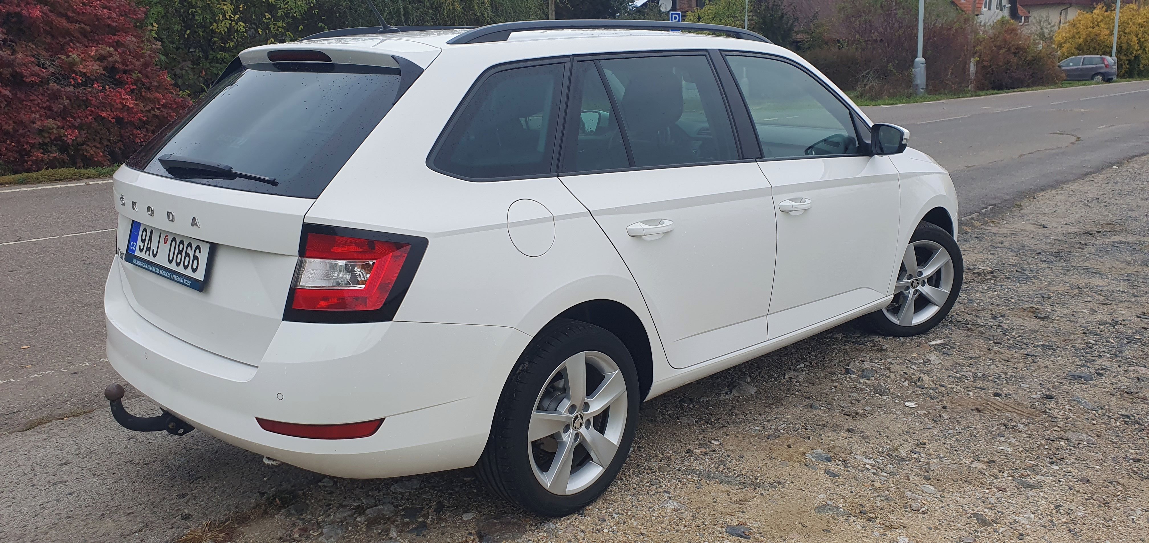 Škoda Fabia, 1.0Tsi 70kw,Ambi+,ČR,AC+PDC,1M - fotka 4