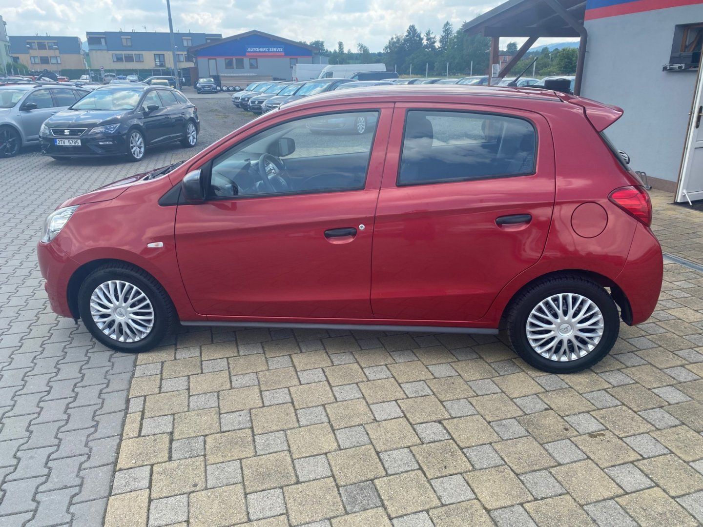 Mitsubishi Space Star, 1.0 52kW - fotka 6