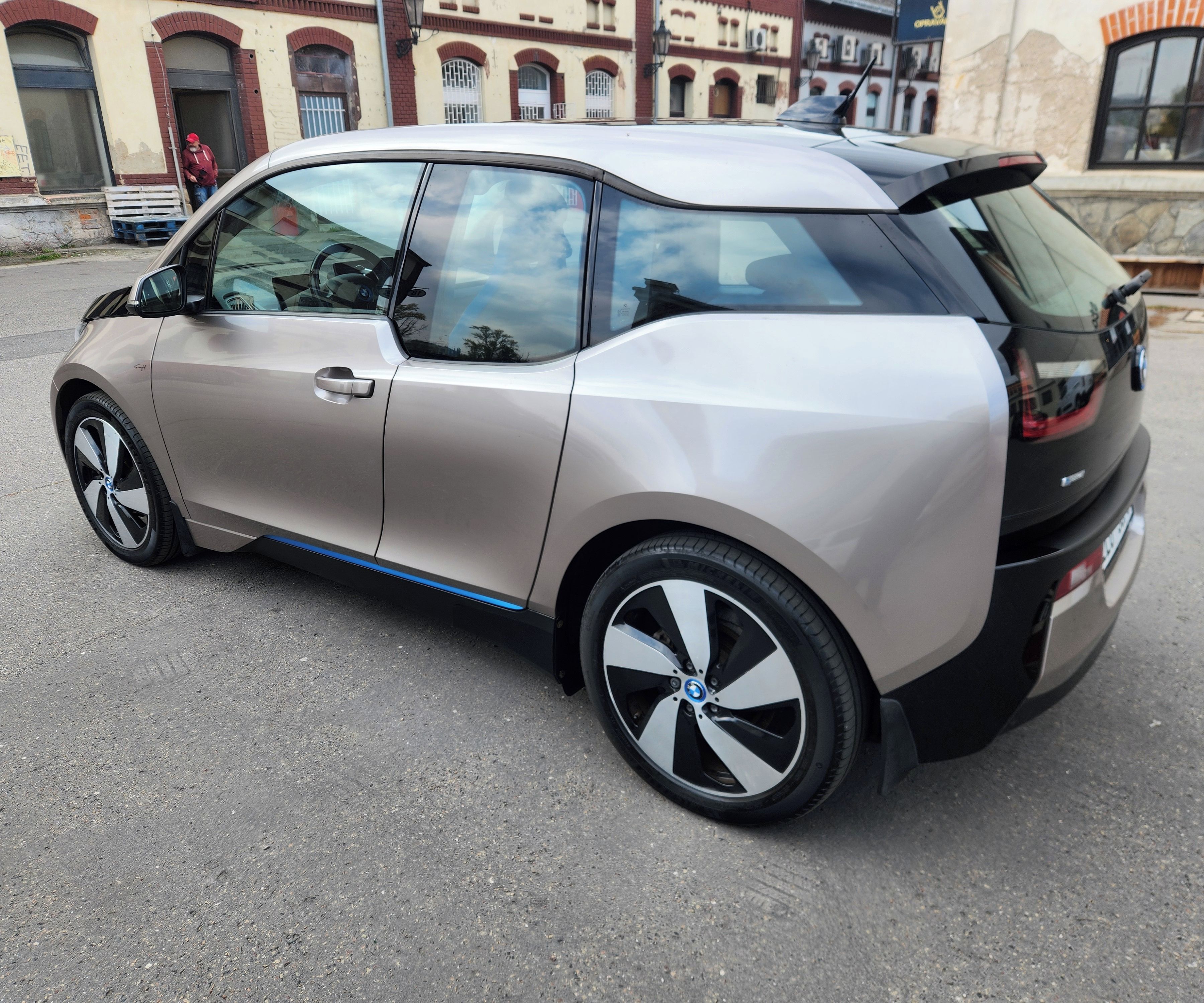 BMW i3, I3*REX*HYBRID*LED*VELKÁ*NAVI - fotka 3
