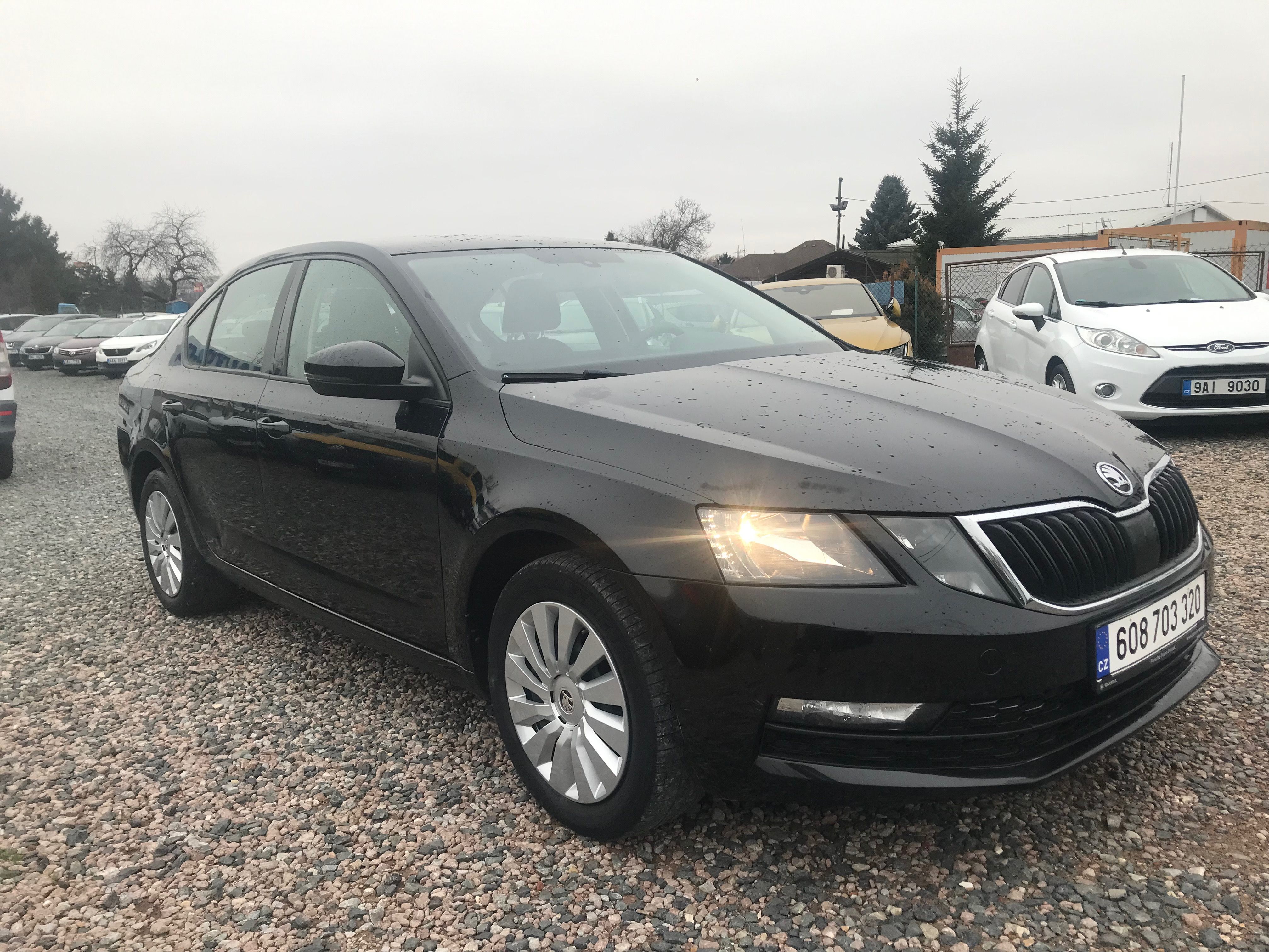 Škoda Octavia, 1.6 TDI 85 KW,TEMPOMAT,KLIMA - fotka 3