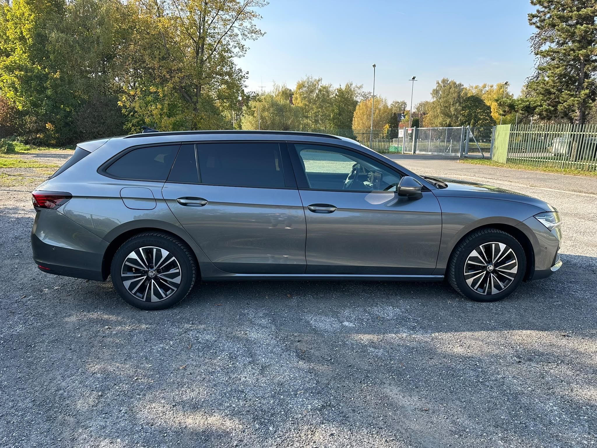 Škoda Superb, 1.5 TSI, DSG, tažné - fotka 5