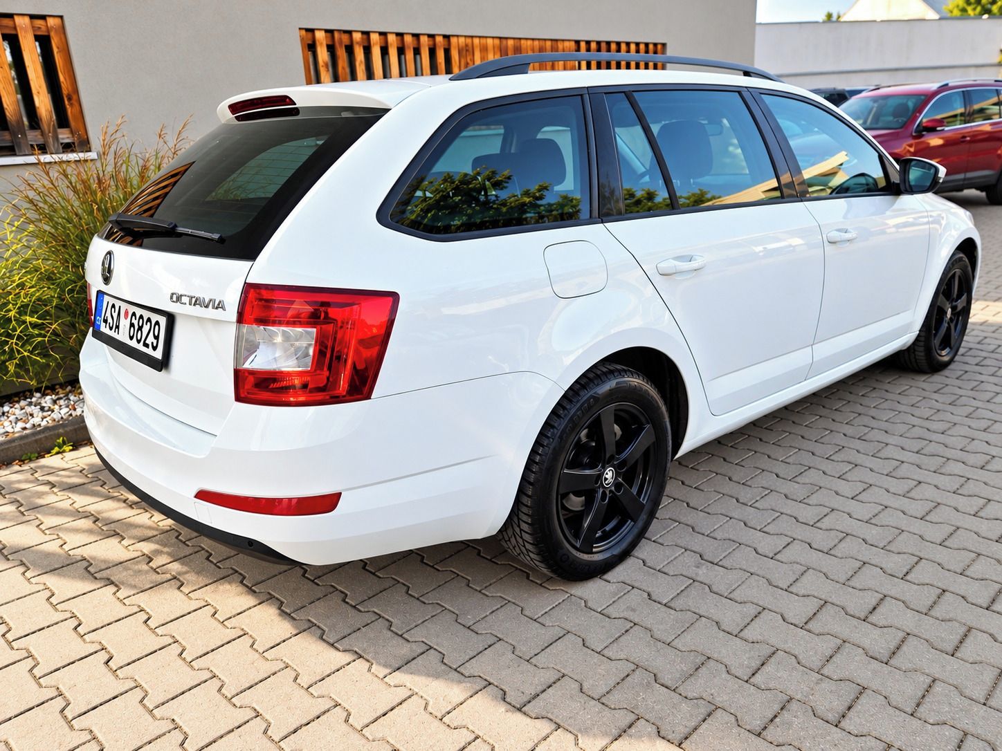 Škoda Octavia, 2.0TDI 110kW STYLE PLUS Bi-xen - fotka 6