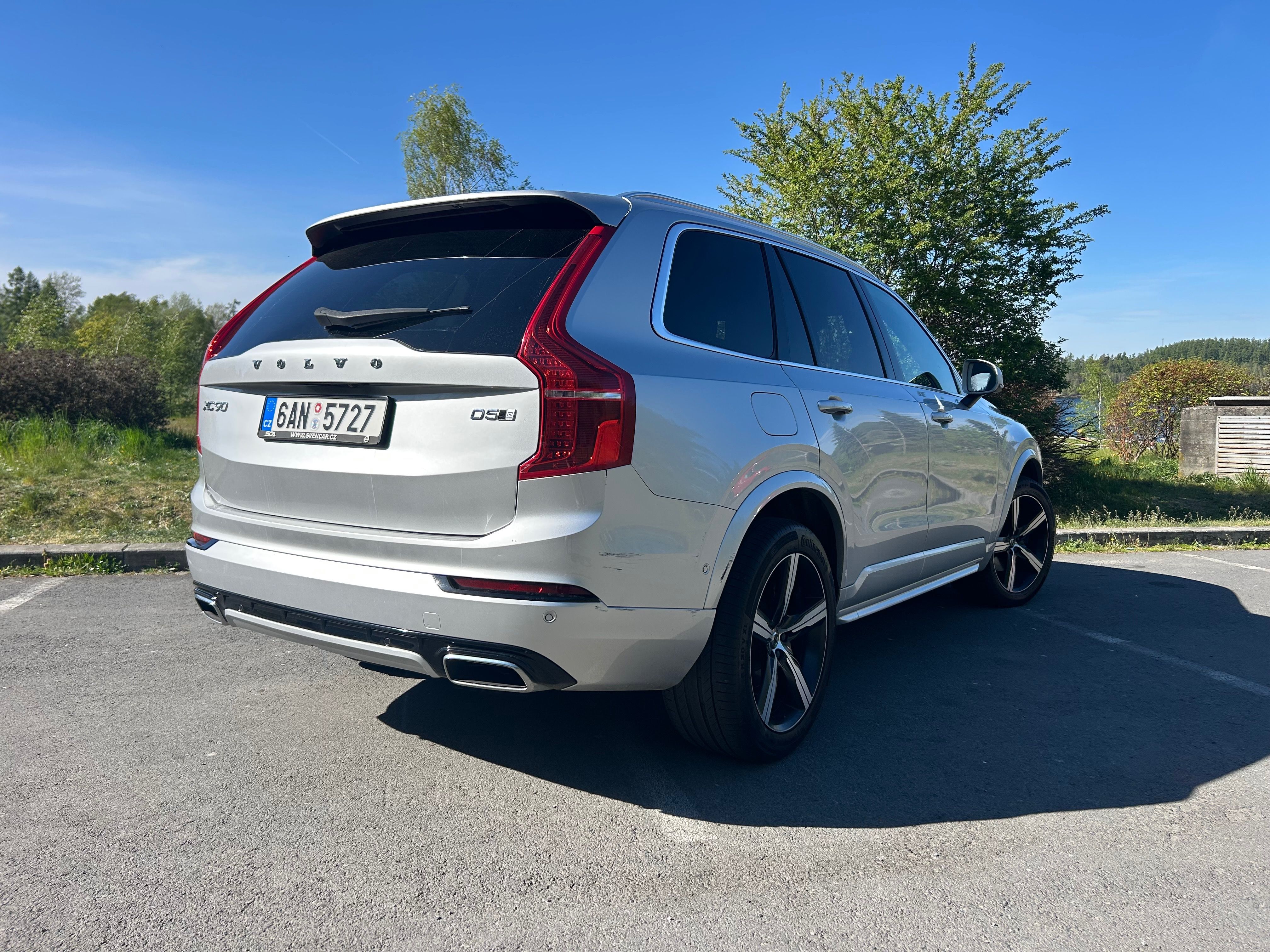 Volvo XC90, D5 R-Design MATRIX_VZDUCH_DPH - fotka 3