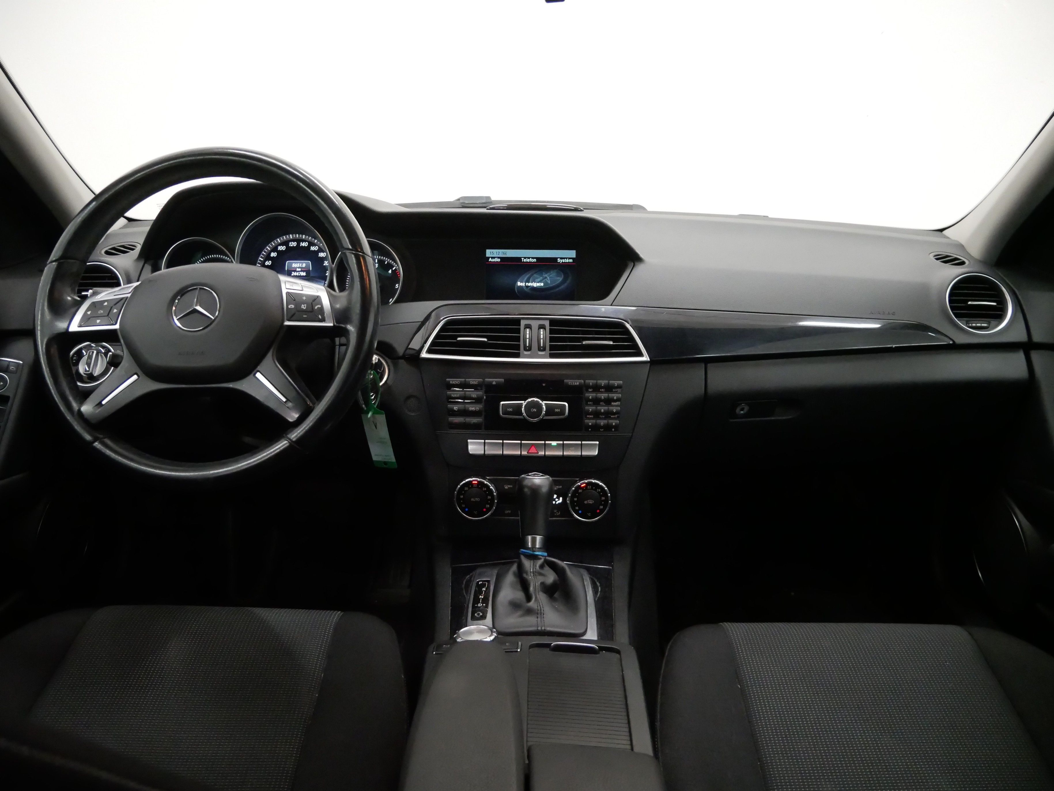 Mercedes-Benz Třídy C, 2,2 CDi 100kW - fotka 6