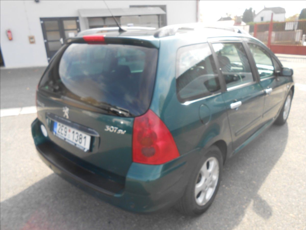 Peugeot 307, 2,0 HDI 66KW - fotka 6