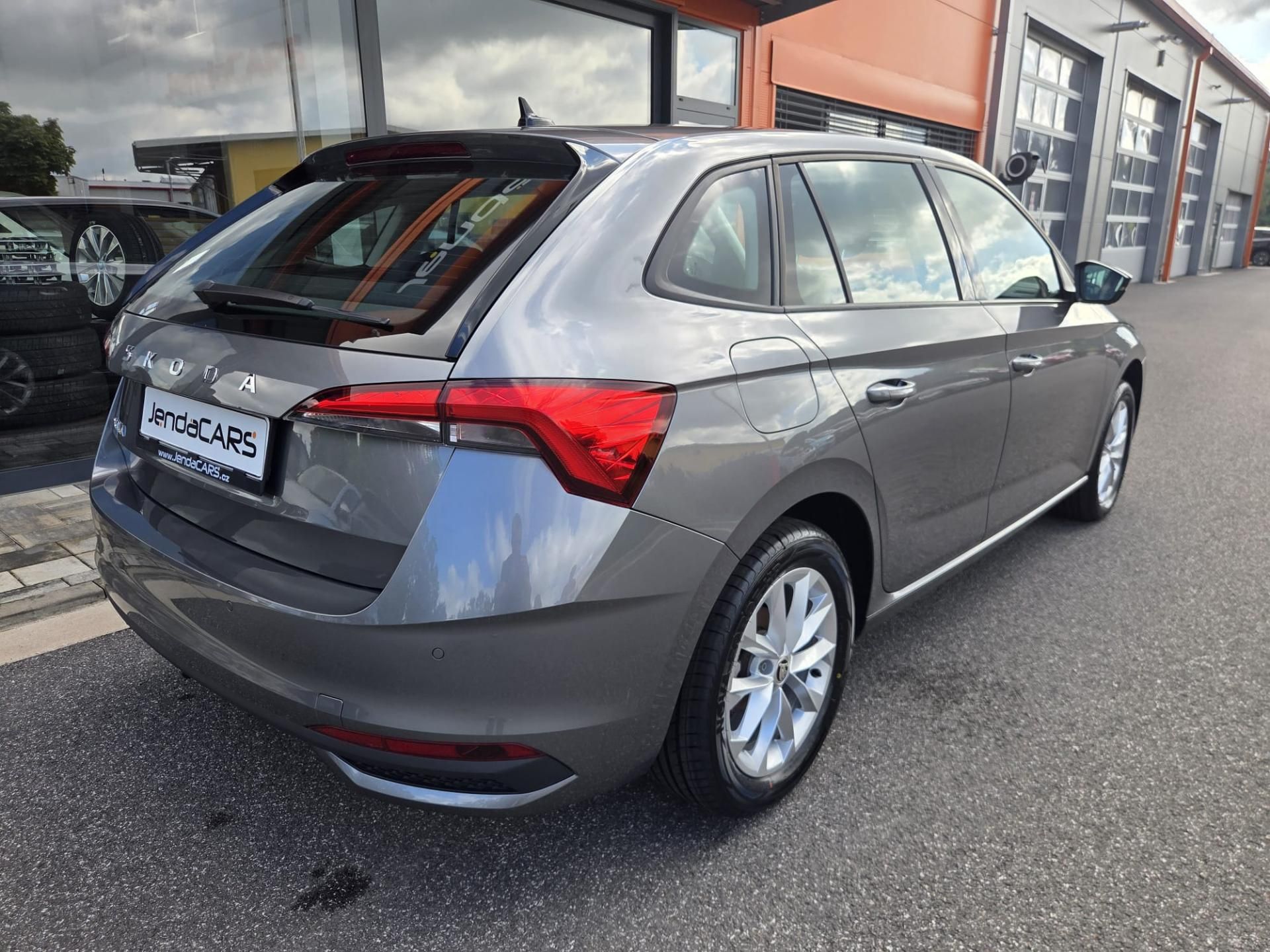 Škoda Scala, 1.0 TSI - fotka 2