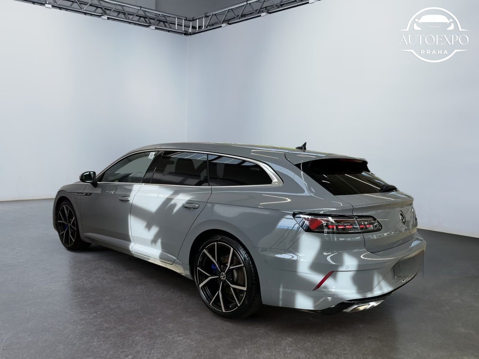Volkswagen Arteon, Shooting Brake R 2.0TSI DSG * - fotka 2