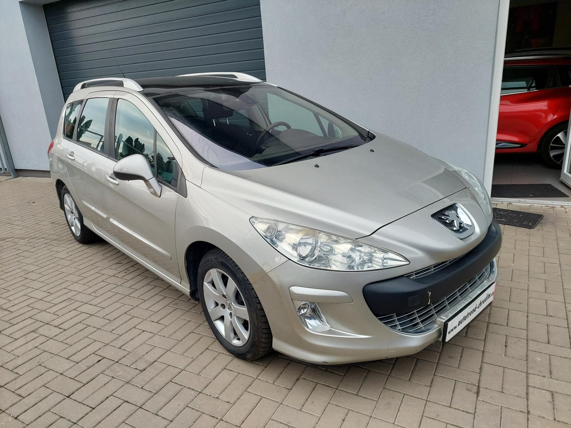 Peugeot 308, SW 1.6-88kW - fotka 3