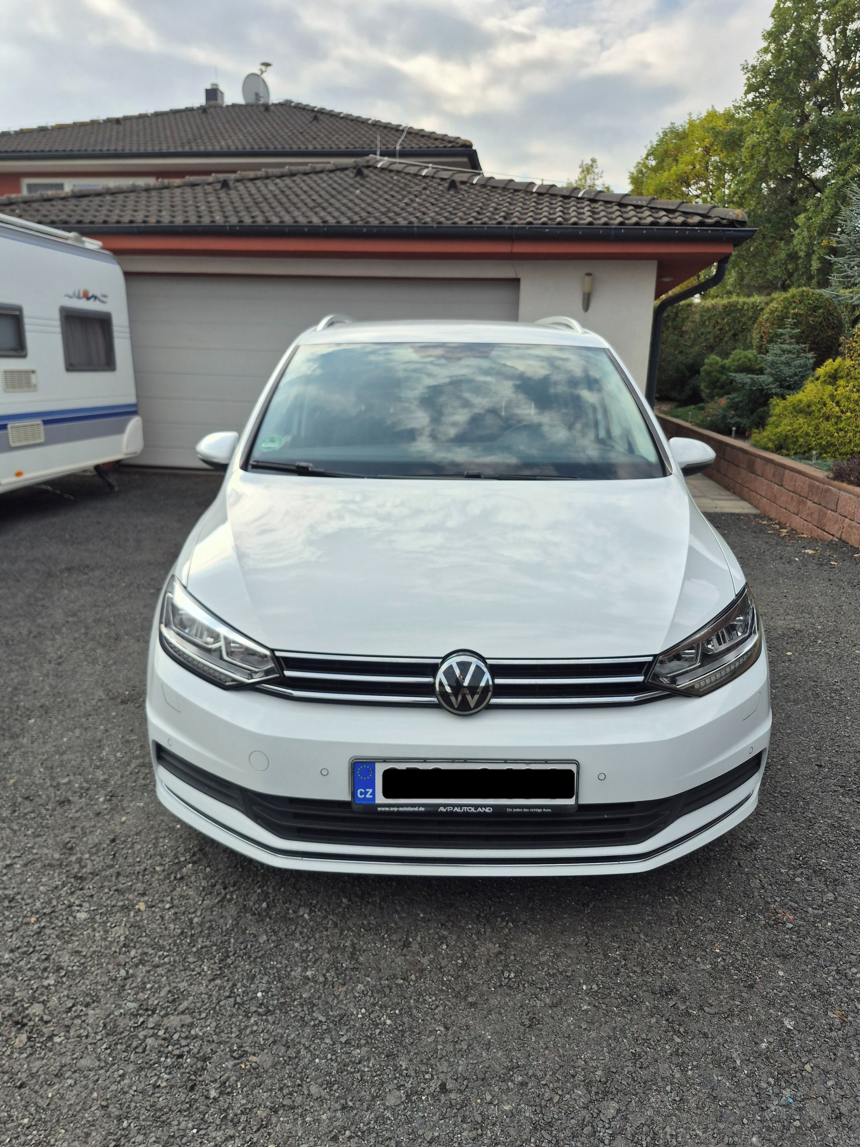 Volkswagen Touran, VW Touran 2,0 tdi DSG 7 míst - fotka 2