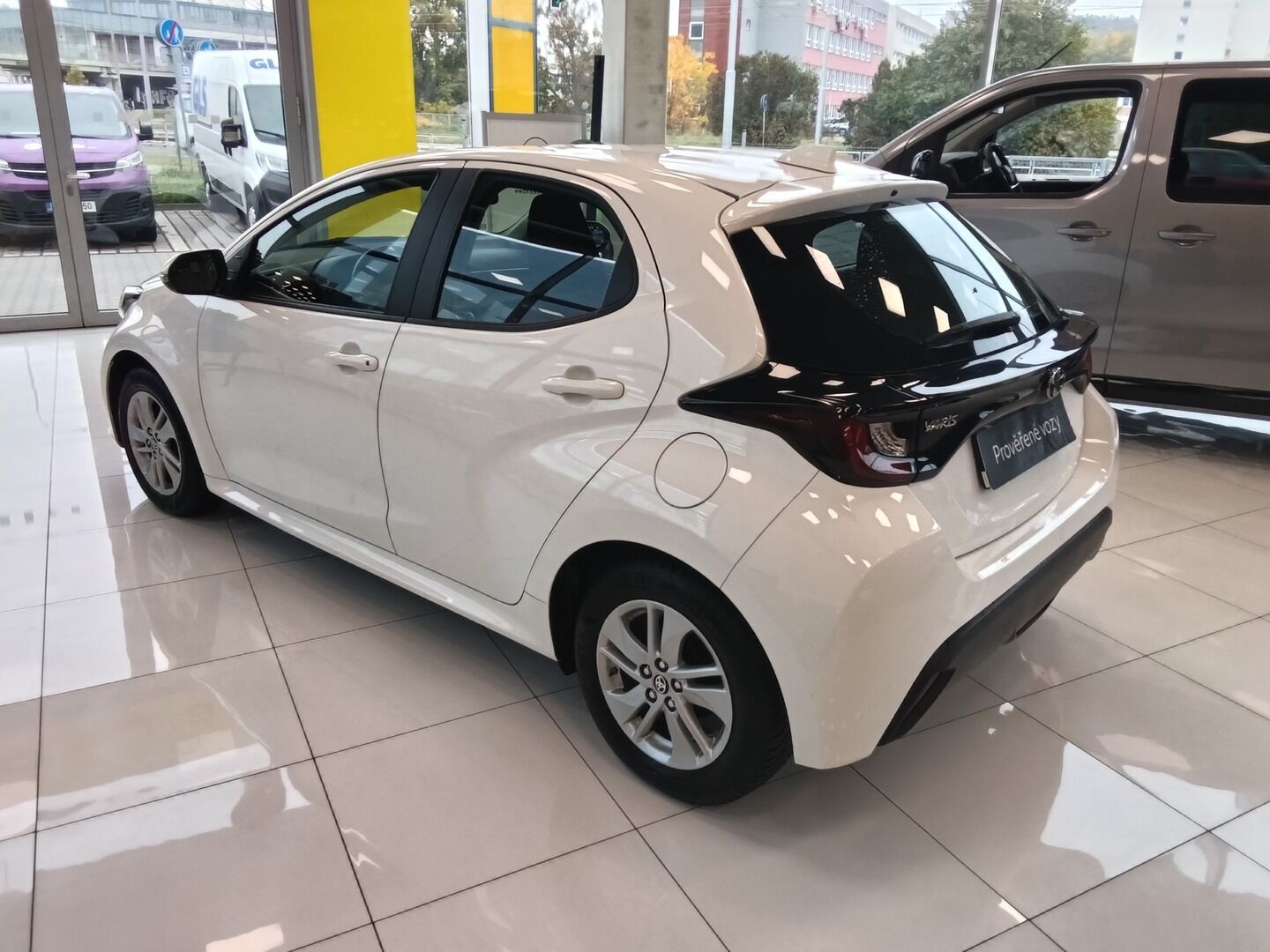 Toyota Yaris, 1.5i 92KW 2024 - fotka 4