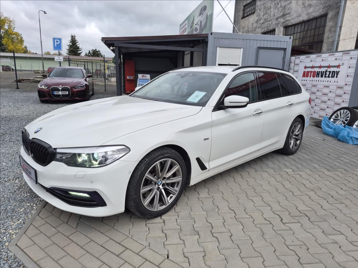 BMW Řada 5, 530d XDrive SportLine ČR - fotka 5