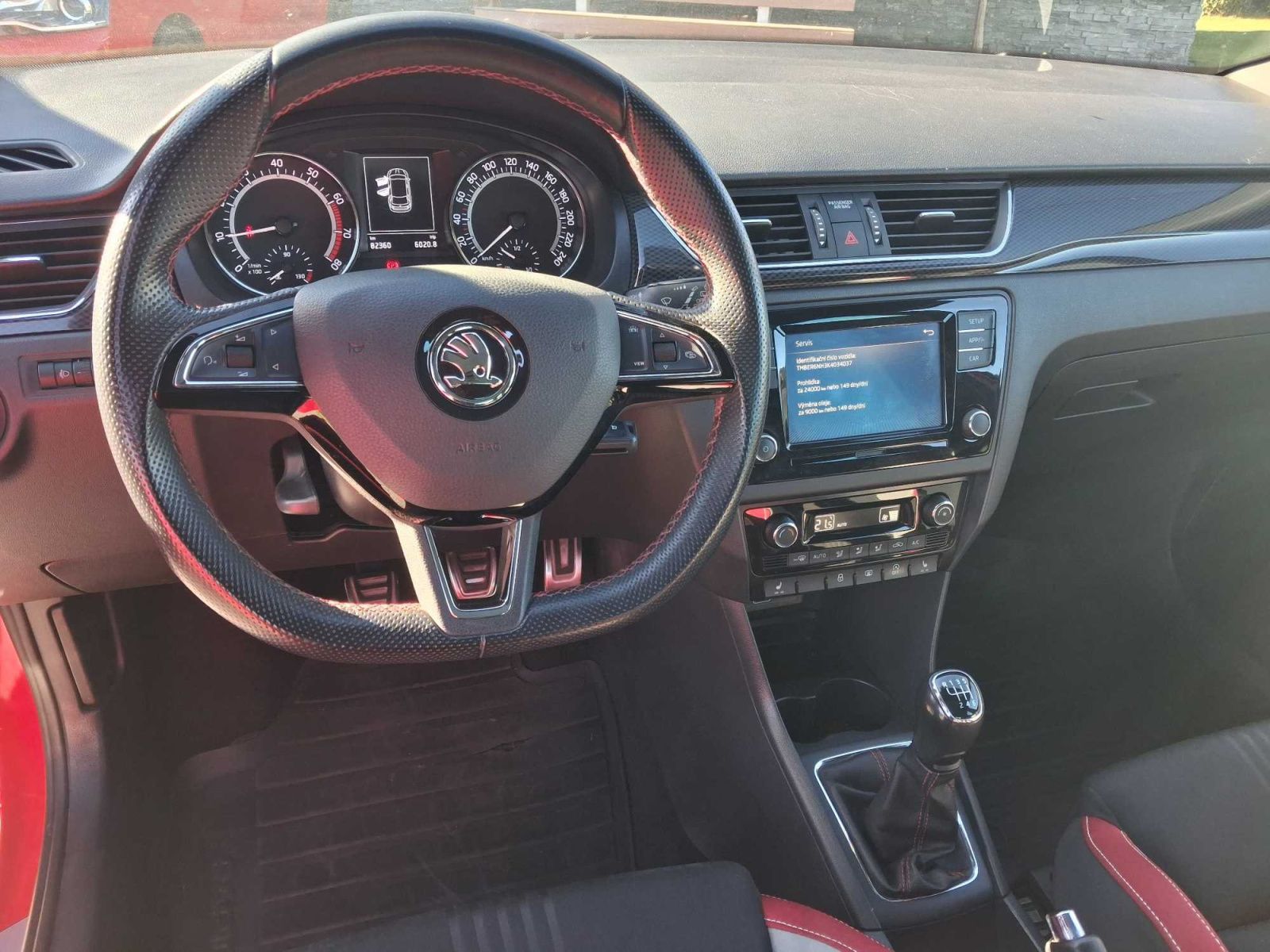 Škoda Rapid, 1.0 TSI, Spaceback - fotka 3