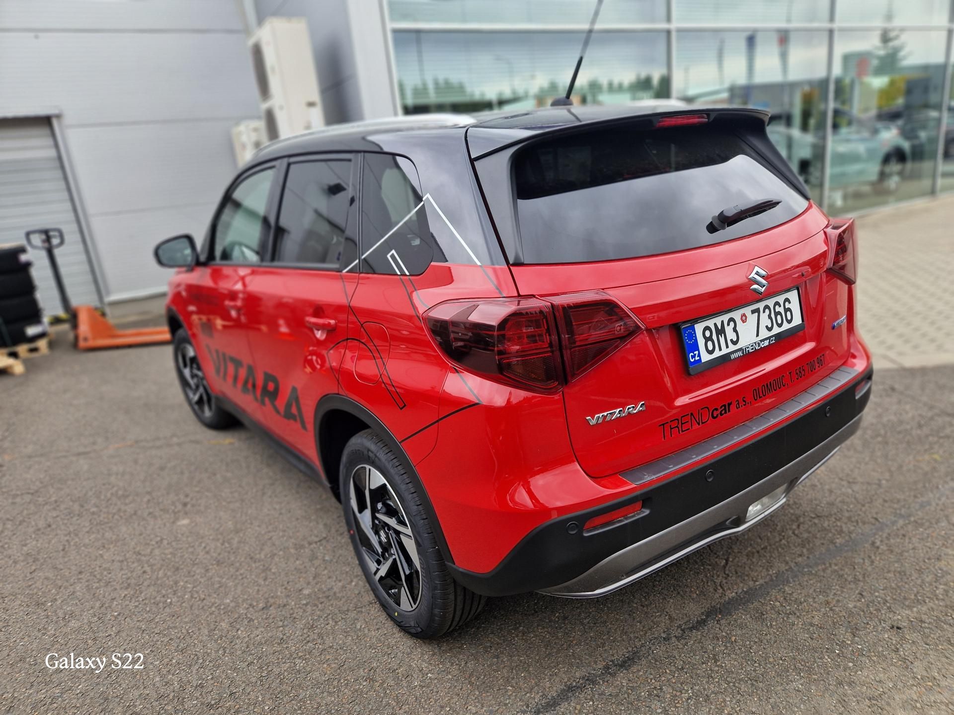 Suzuki Vitara, 1,4 BJ 6MT Elegance 4x4 - fotka 3