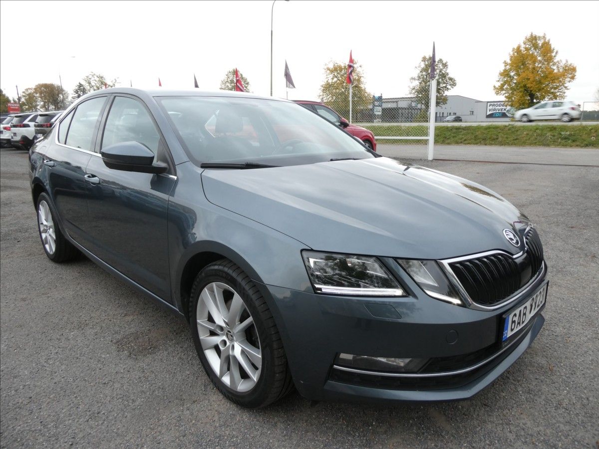 Škoda Octavia, 2,0 TDi 110kW DSG STYLE, ČR