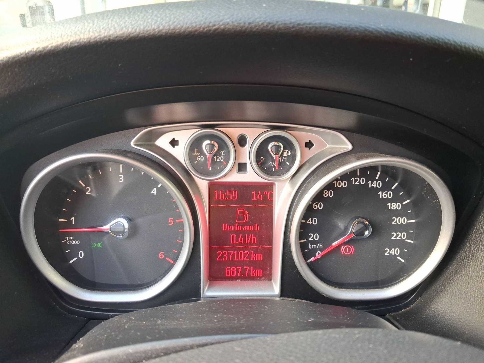 Ford Focus, 1.6 TDCi, po STK - fotka 3