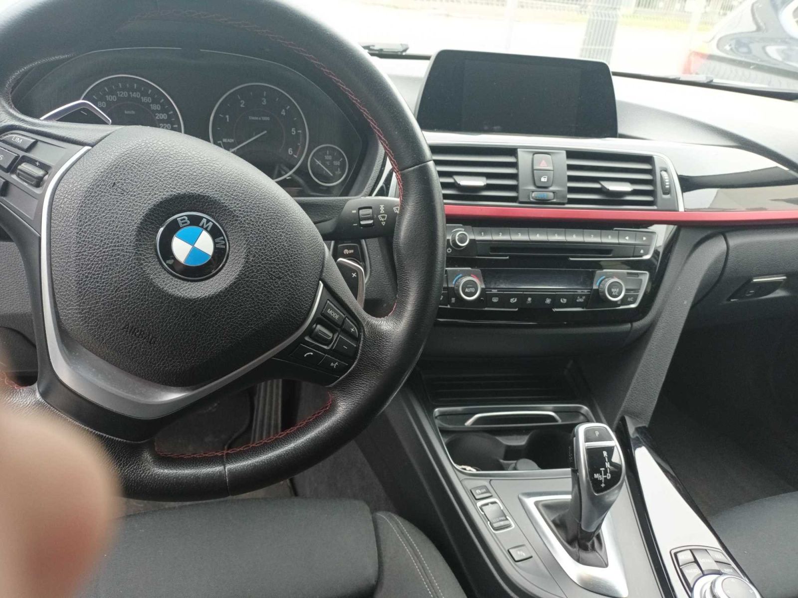 BMW Řada 3, 320 d xDrive, Sport Line, 4X4 - fotka 3