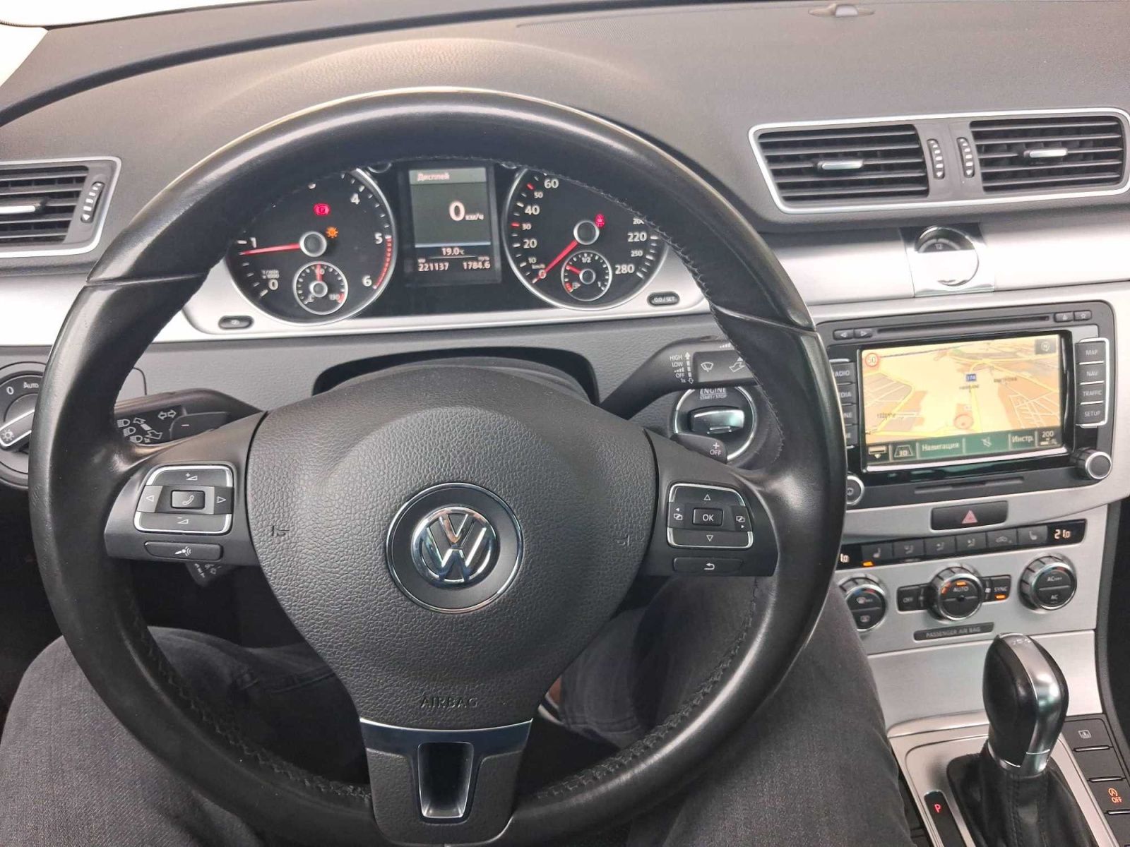 Volkswagen CC, 2.0 TDI, Automat, Serv.kniha - fotka 3