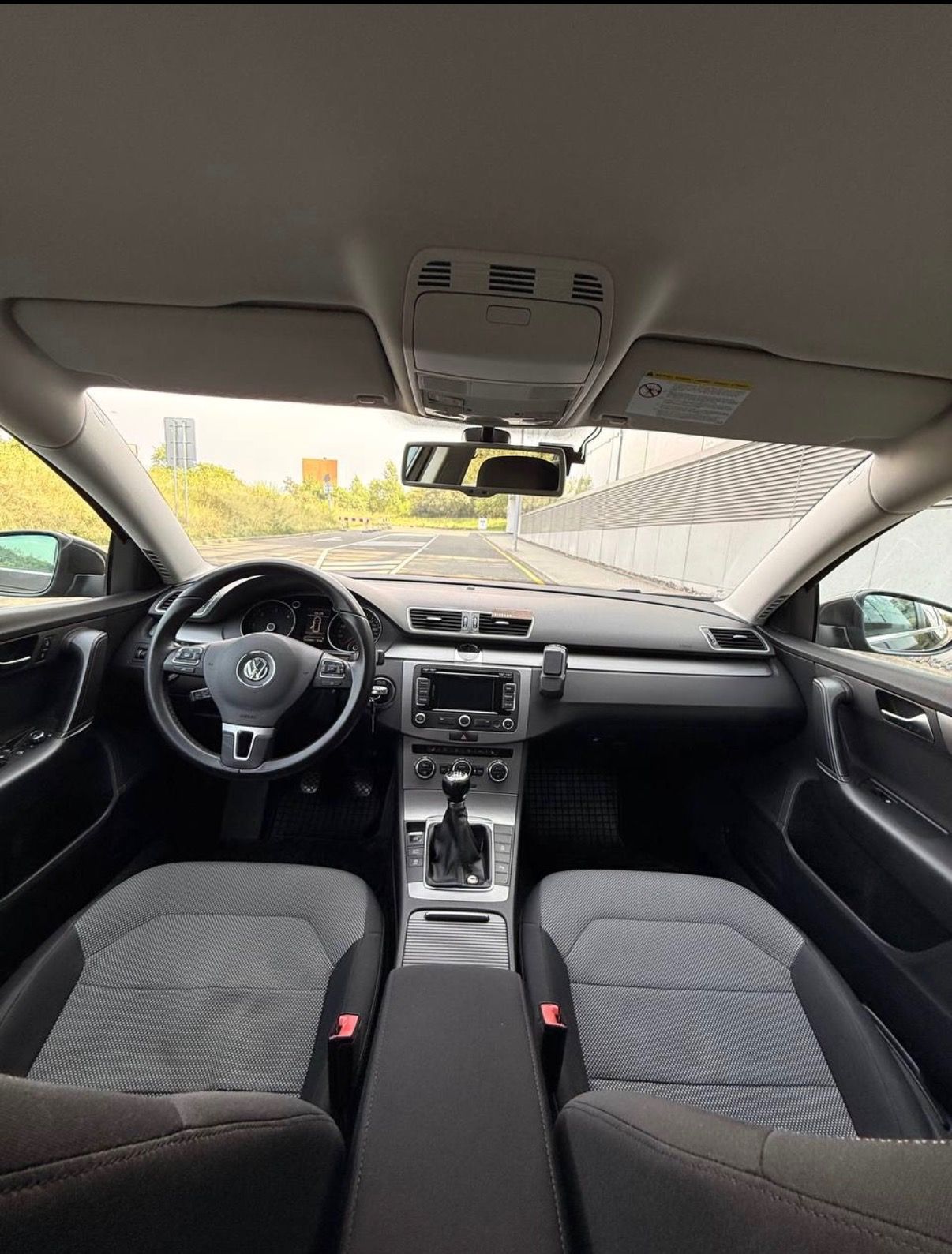 Volkswagen Passat, VW PASSAT B7 2.0 TDI - fotka 3