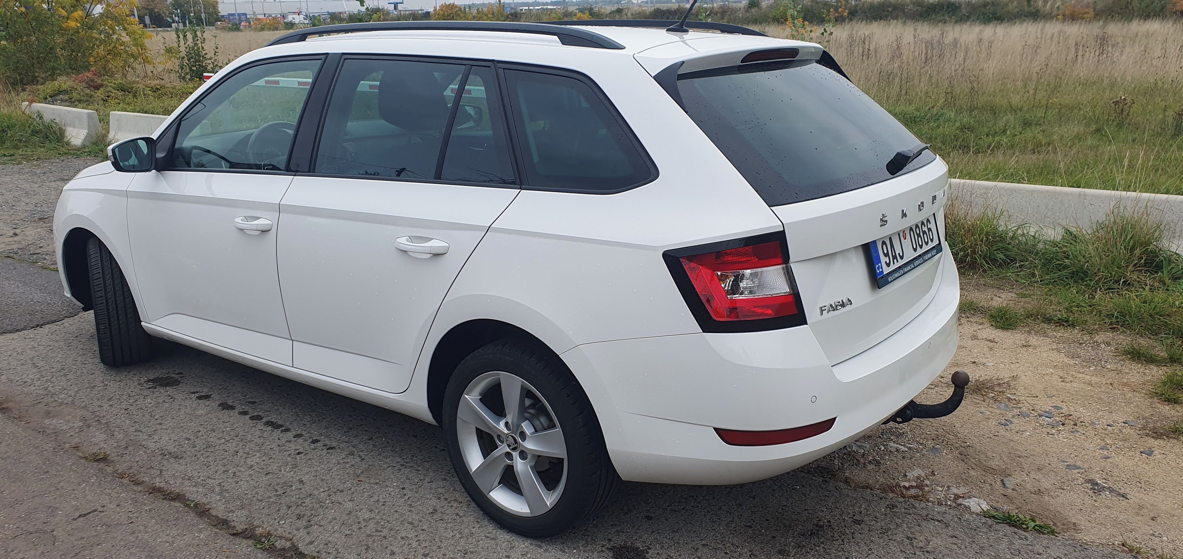 Škoda Fabia, 1.0Tsi 70kw,Ambi+,ČR,AC+PDC,1M - fotka 3