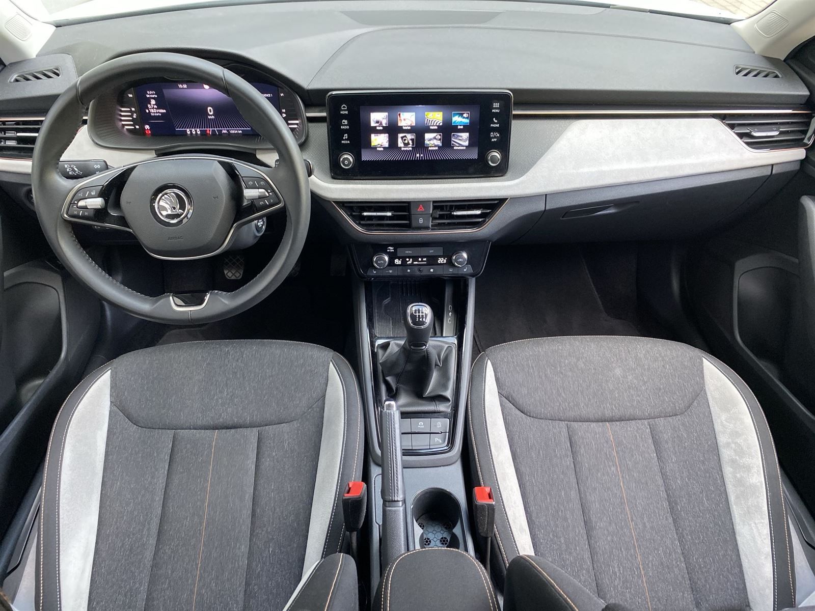 Škoda Kamiq, 1.0 TSI FirstEdition - fotka 5