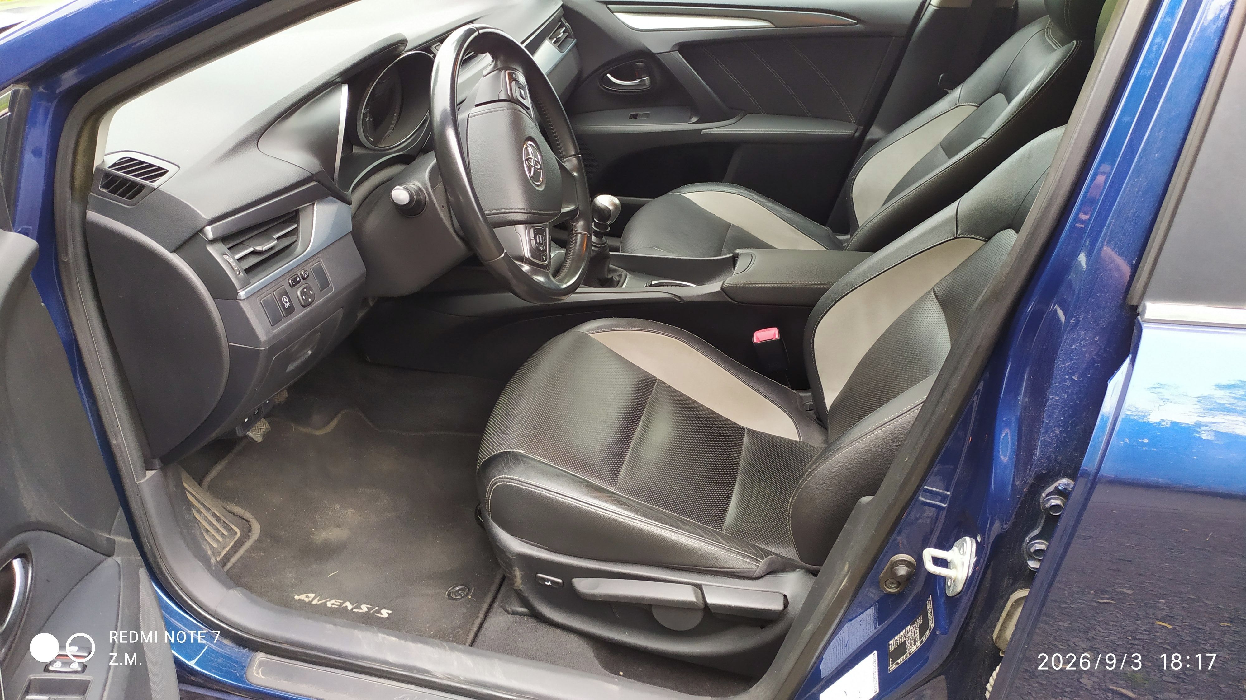 Toyota Avensis, Toyota Avensis kombi 2.0 D - fotka 6