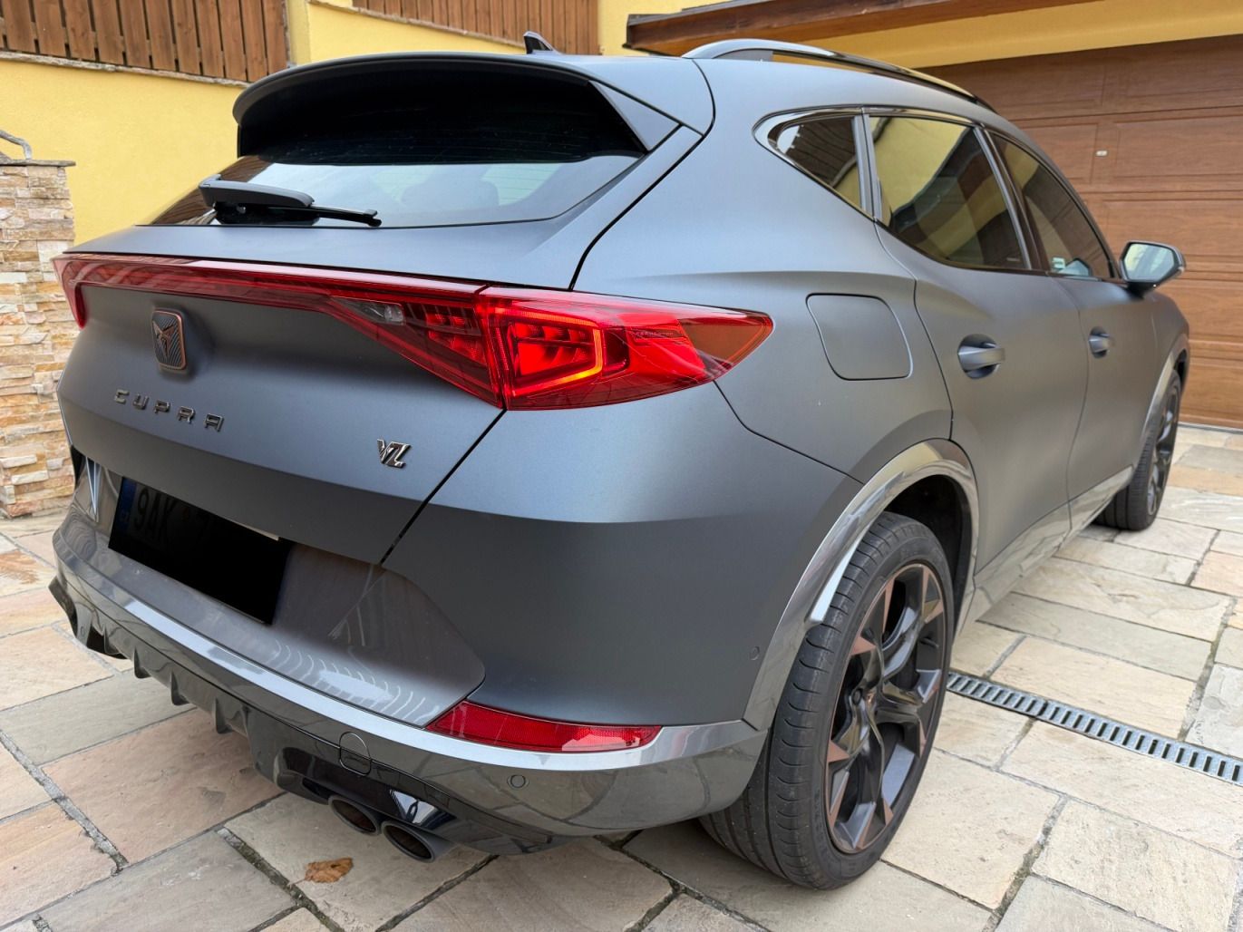 Cupra Formentor, VZ 2.0 Tsi 228kW 4Drive ČR - fotka 4