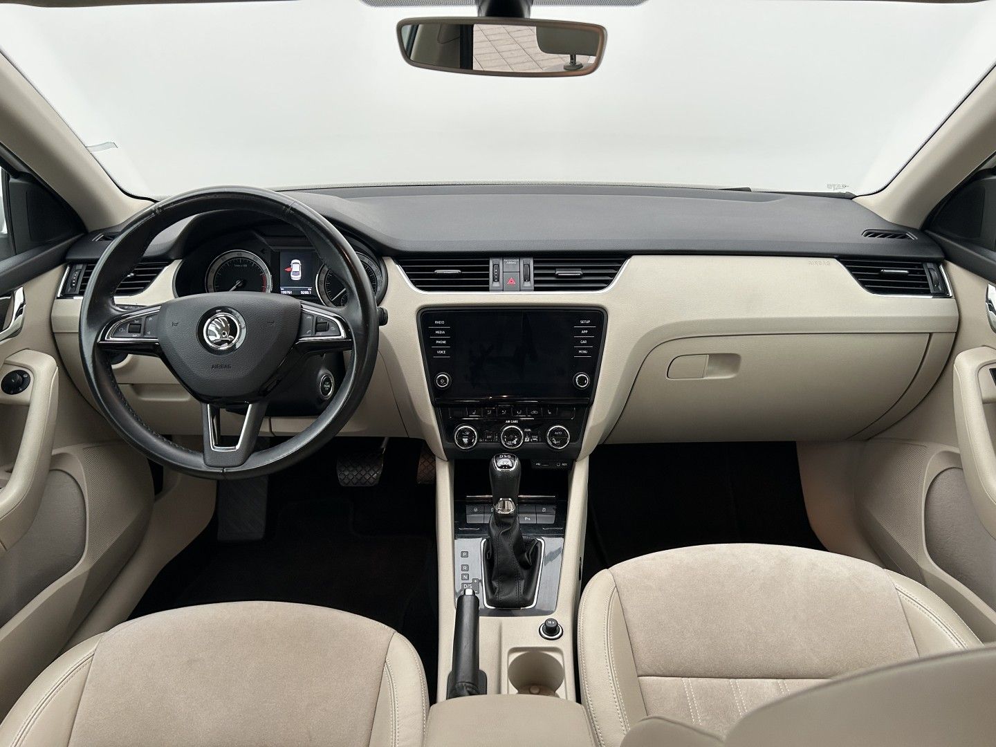 Škoda Octavia, 1.8TSI 132kW 4x4  Style Plus - fotka 5