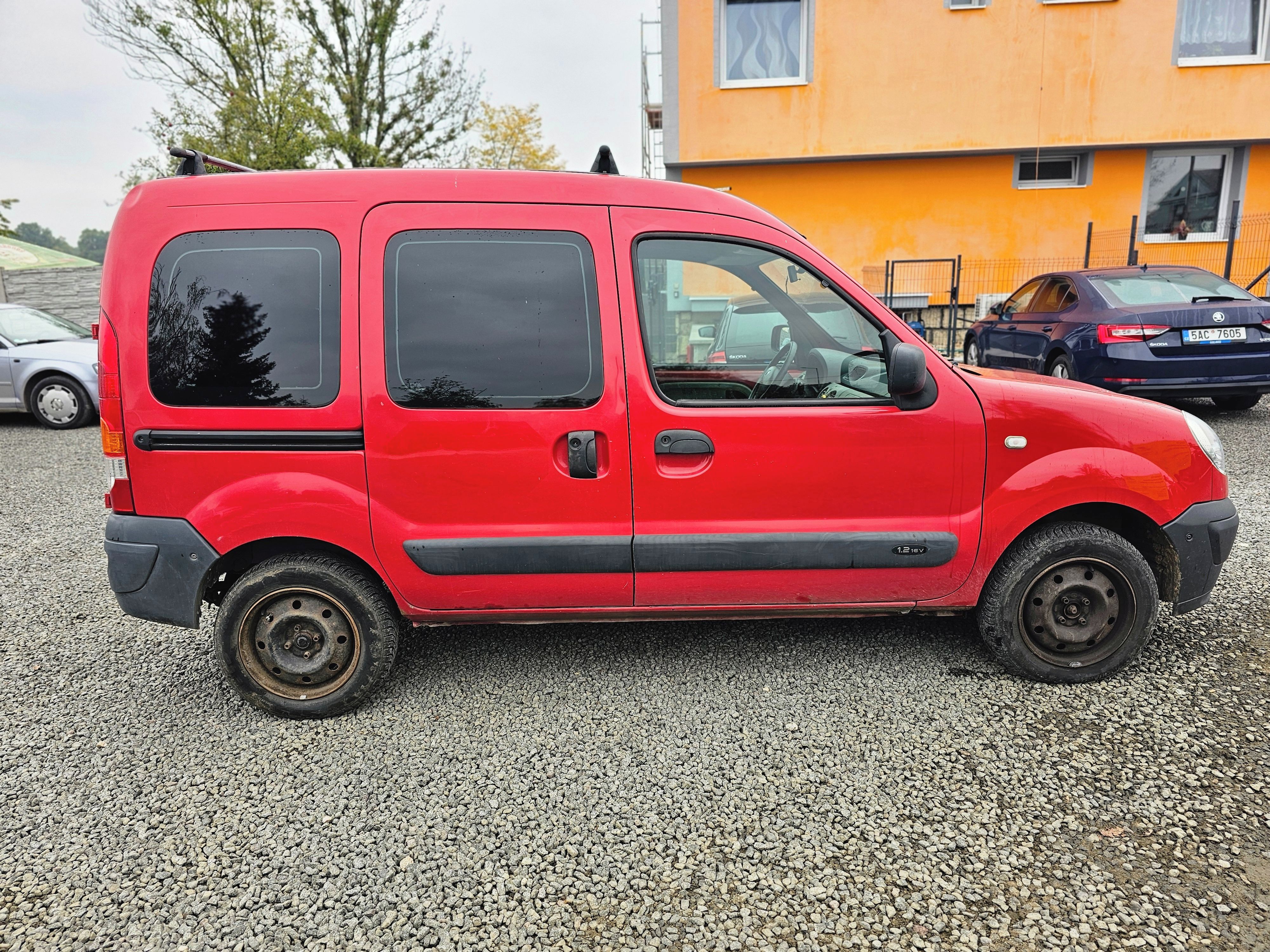 Renault Kangoo, 1.2, 5 míst, tažné zařízení - fotka 4