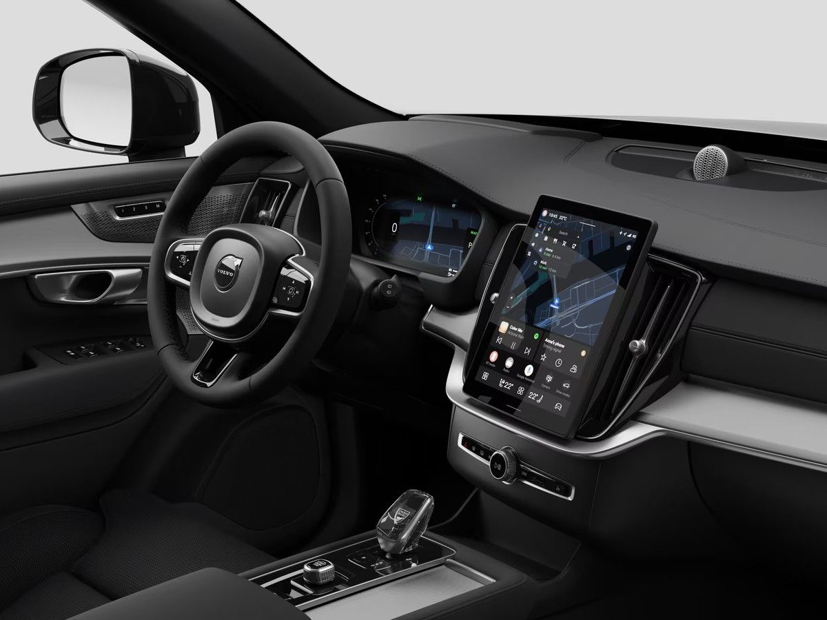 Volvo XC90, 2.0T8 406kW 4x4  Ultra Black E - fotka 3