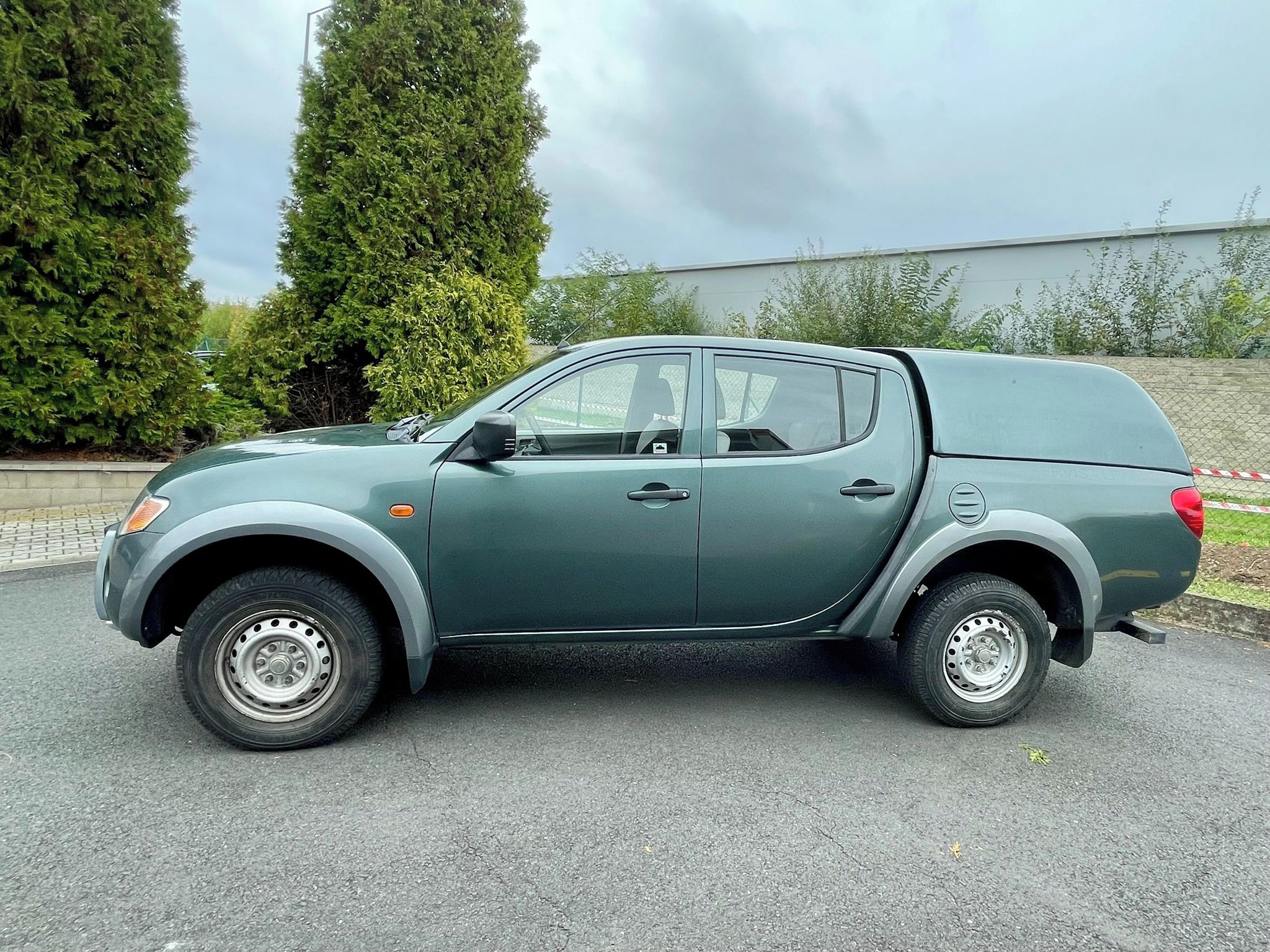 Mitsubishi L200, 2.5 DI-D 100kw ODPOČET DPH - fotka 2
