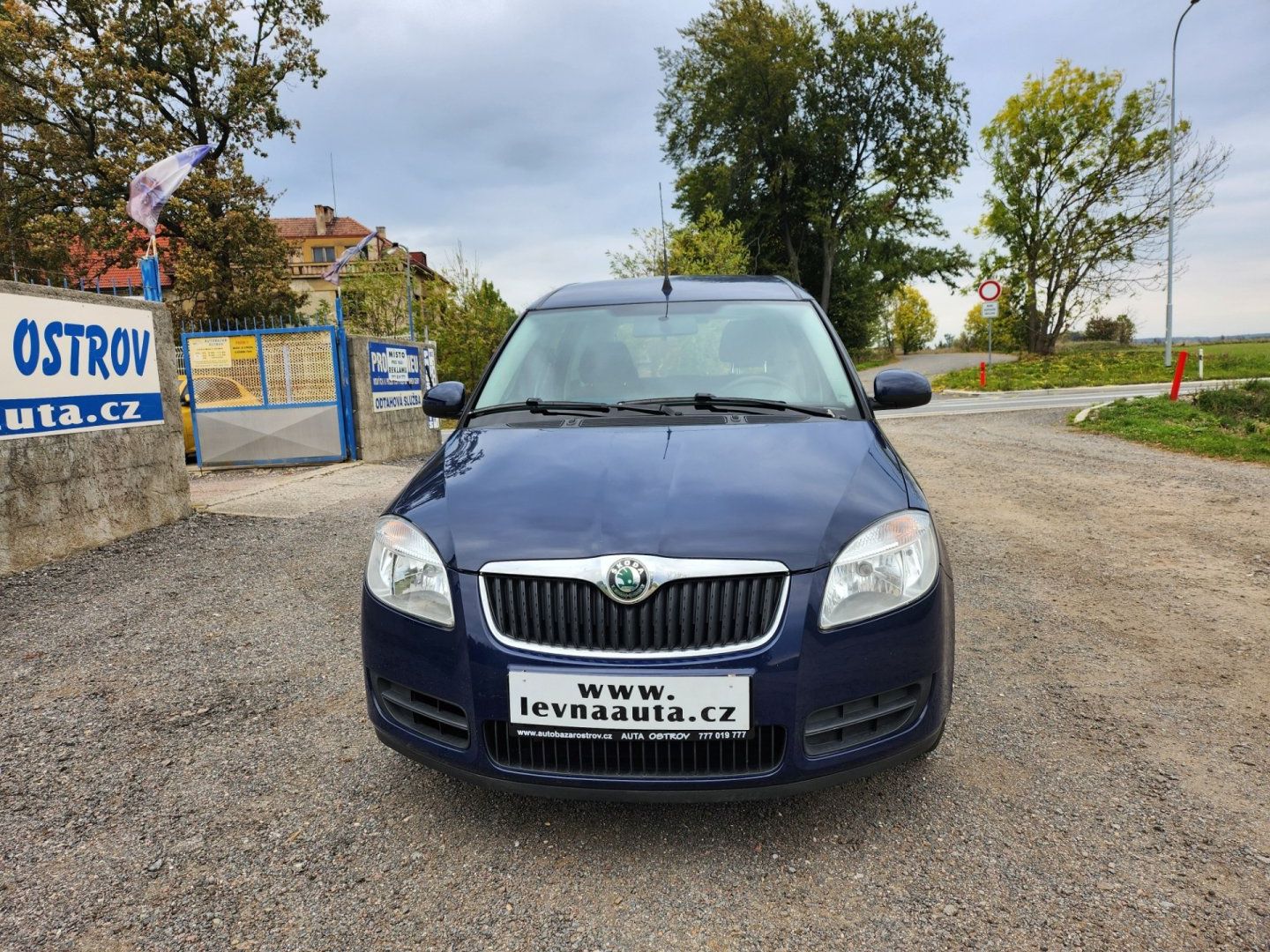 Škoda Roomster, 1.2  12v HTP - fotka 2