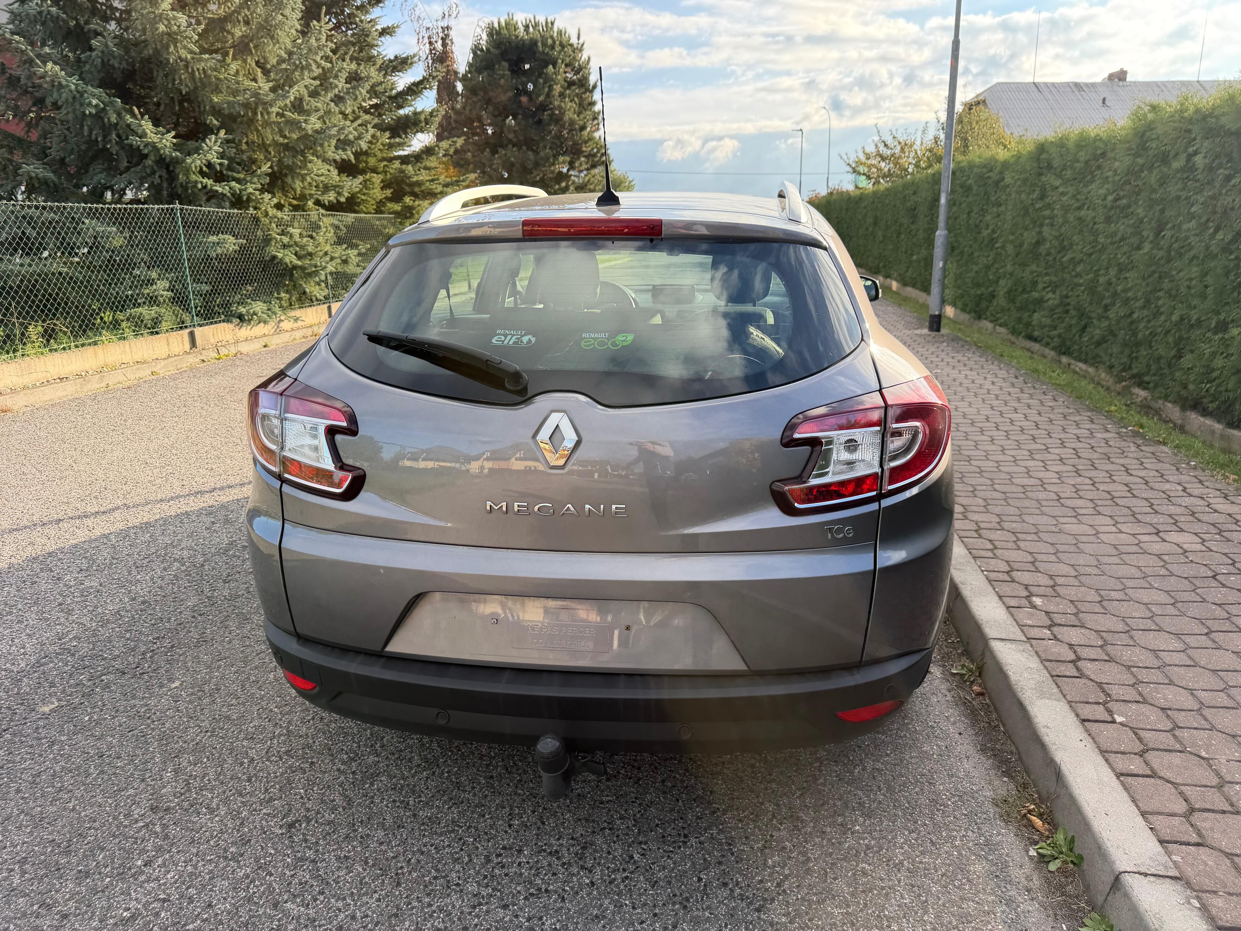 Renault Mégane, 1,2 TCe/ 85kw  Nová STK Tažné - fotka 5