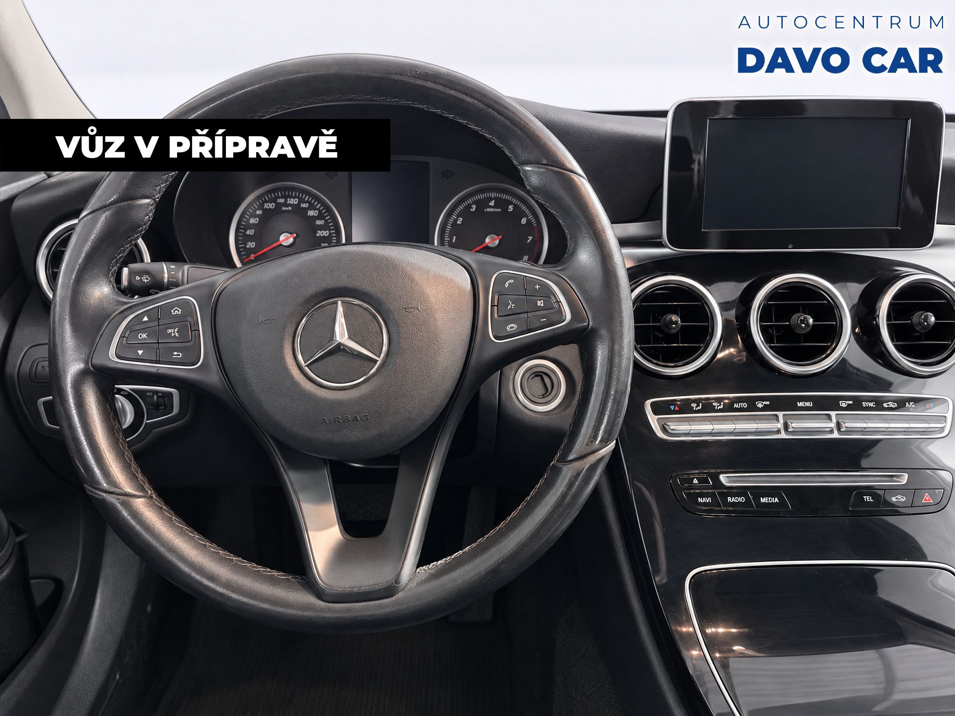 Mercedes-Benz Třídy C, 2,0 200 135kW Aut. Kůže DPH - fotka 5