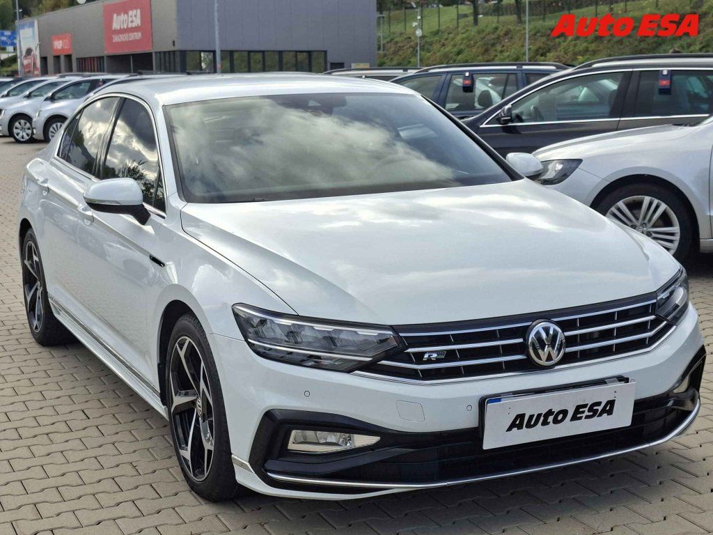 Volkswagen Passat, 2.0TDi,ČR,DSG,LED,kamera
