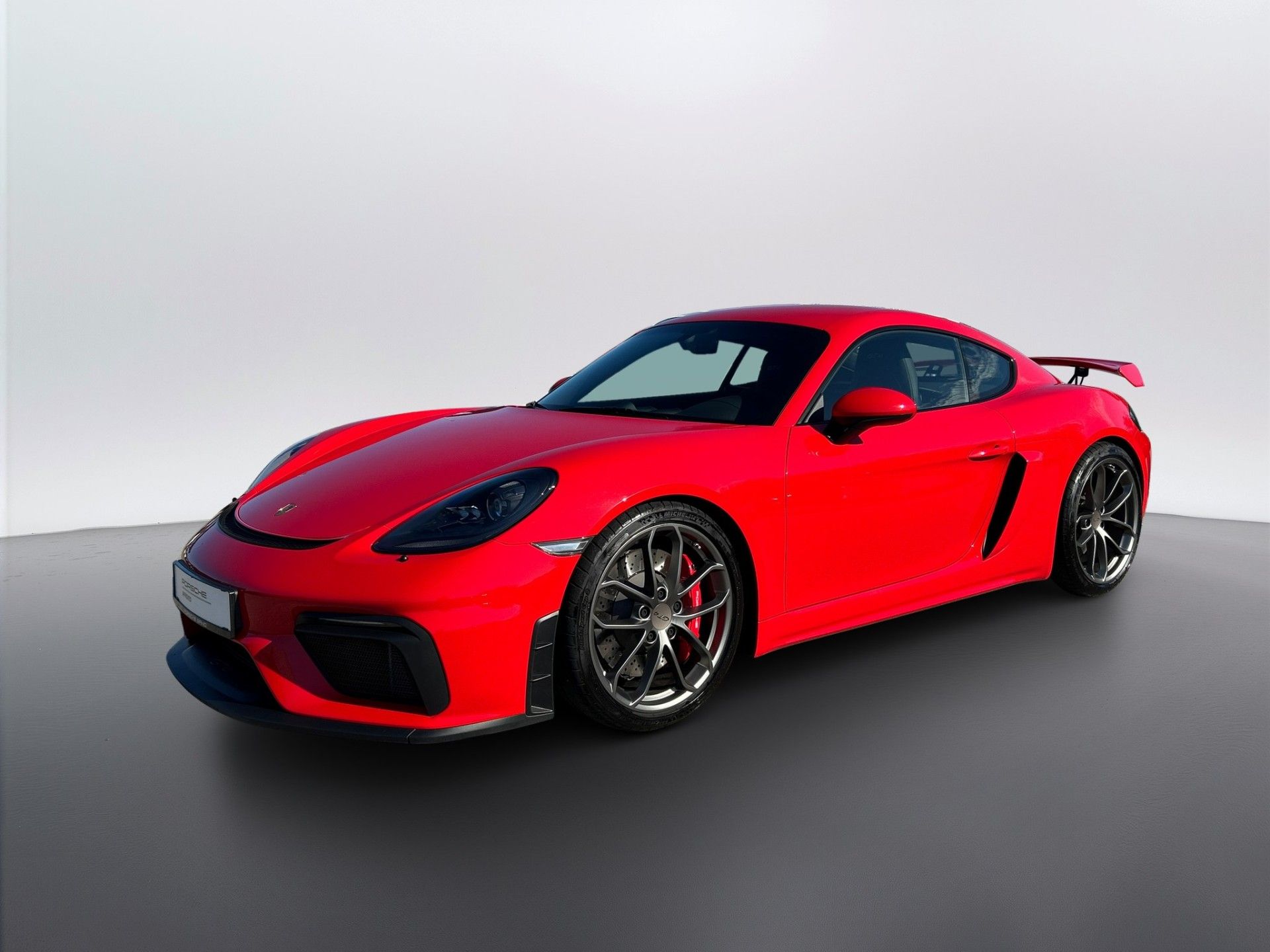 Porsche Cayman, 718 GT4