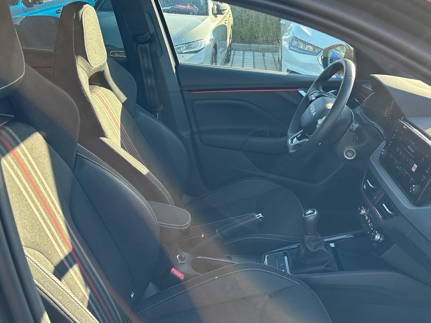 Škoda Kamiq, 1.0 TSI / 85 kW Monte Carlo - fotka 6