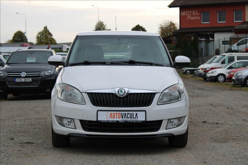 Škoda Fabia, 1,6 TDi  KLIMA, STK 10/2028 - fotka 2