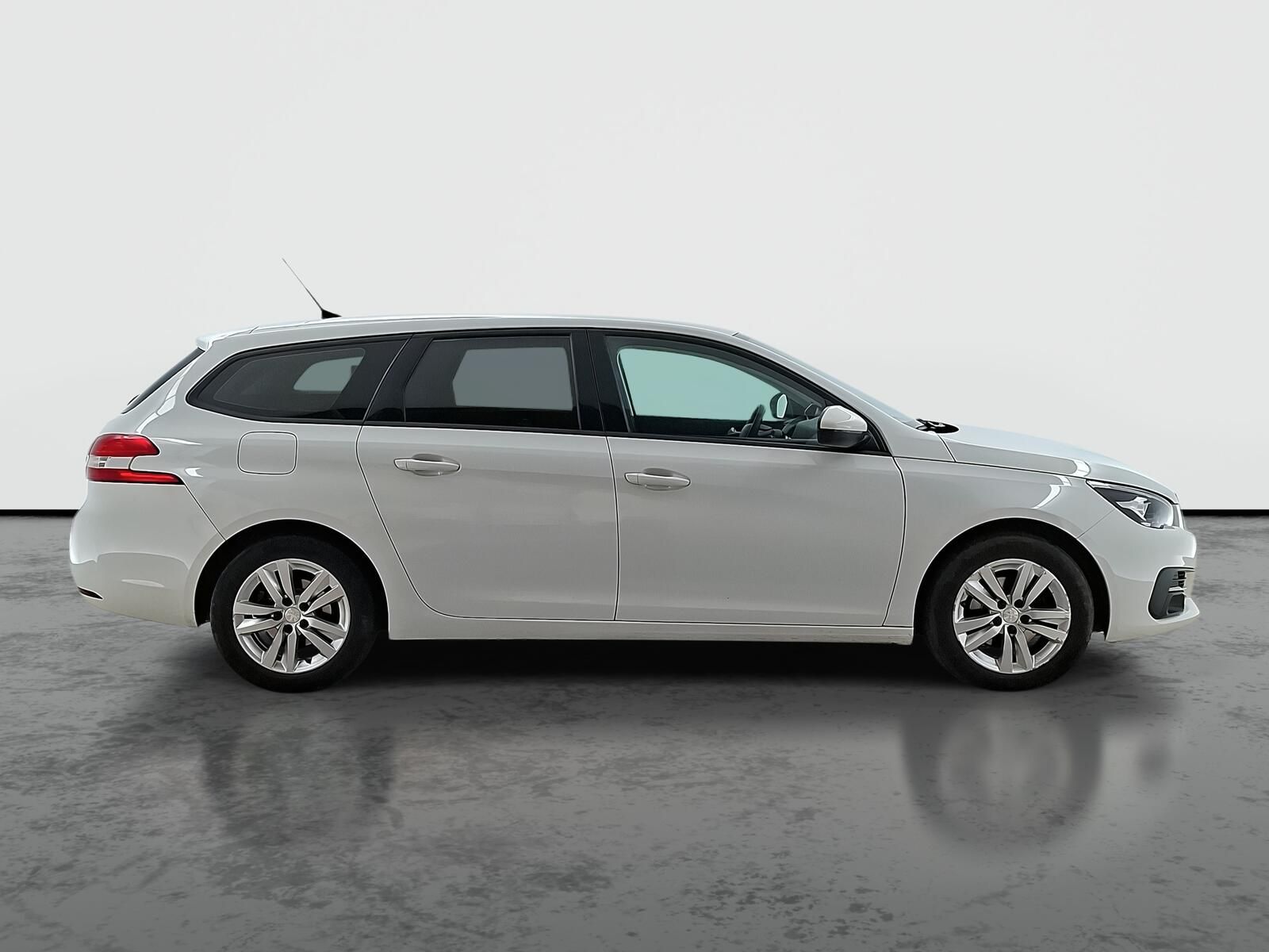 Peugeot 308, 1.5 BlueHDi - fotka 6