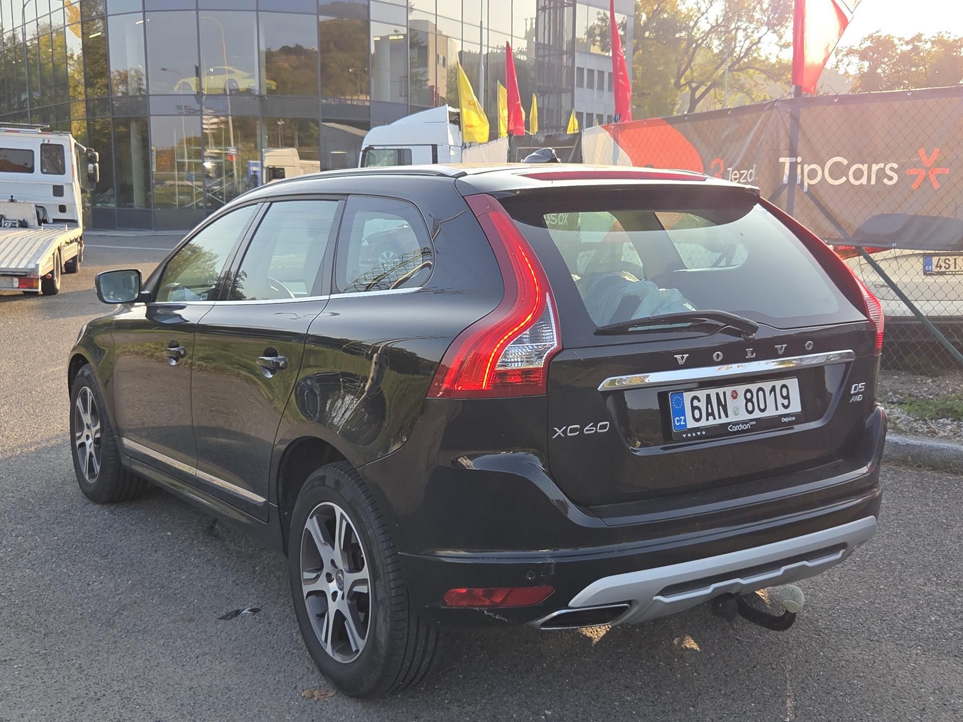 Volvo XC60, 2,4D 4X4 AUTOMAT splátky VŠEM! - fotka 5