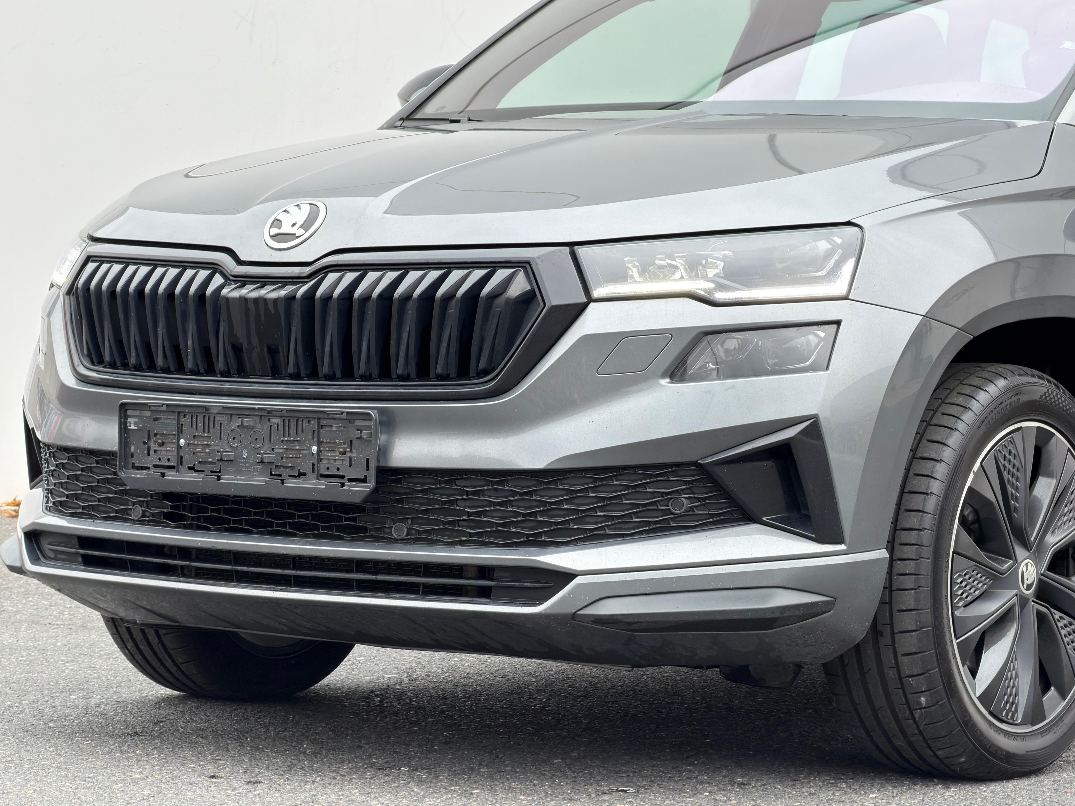 Škoda Karoq, SPORTLINE 2.0 TDI MANUAL 2023 - fotka 2